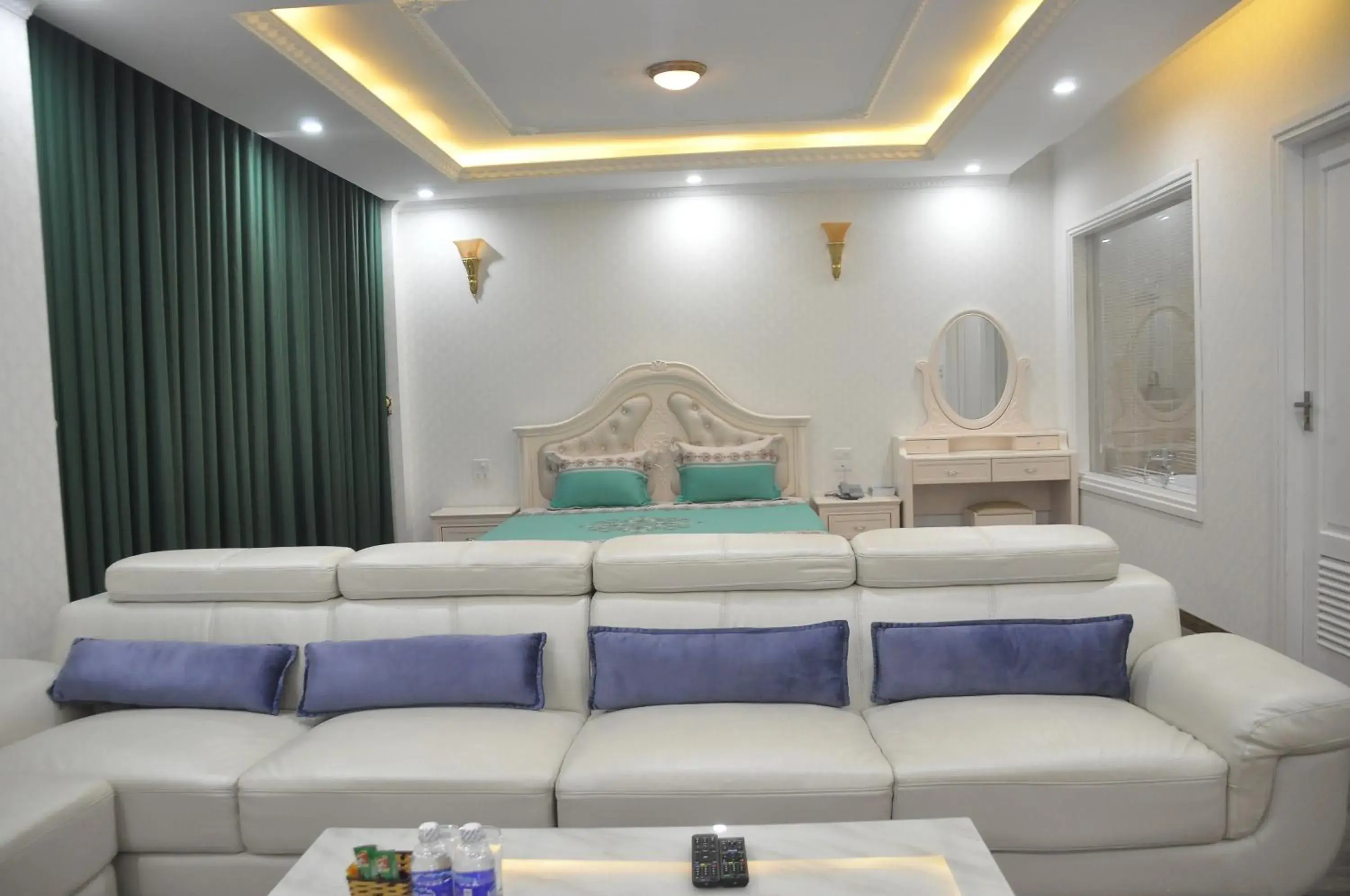 Executive Suite - single occupancy in Phuong Hoang Hotel Executive Suite - single occupancy in Phuong Hoang Hotel