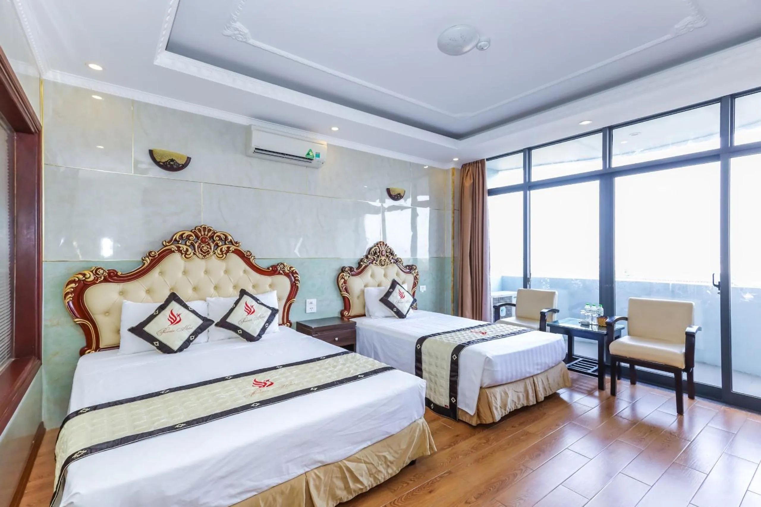 Bed in Phuong Hoang Hotel