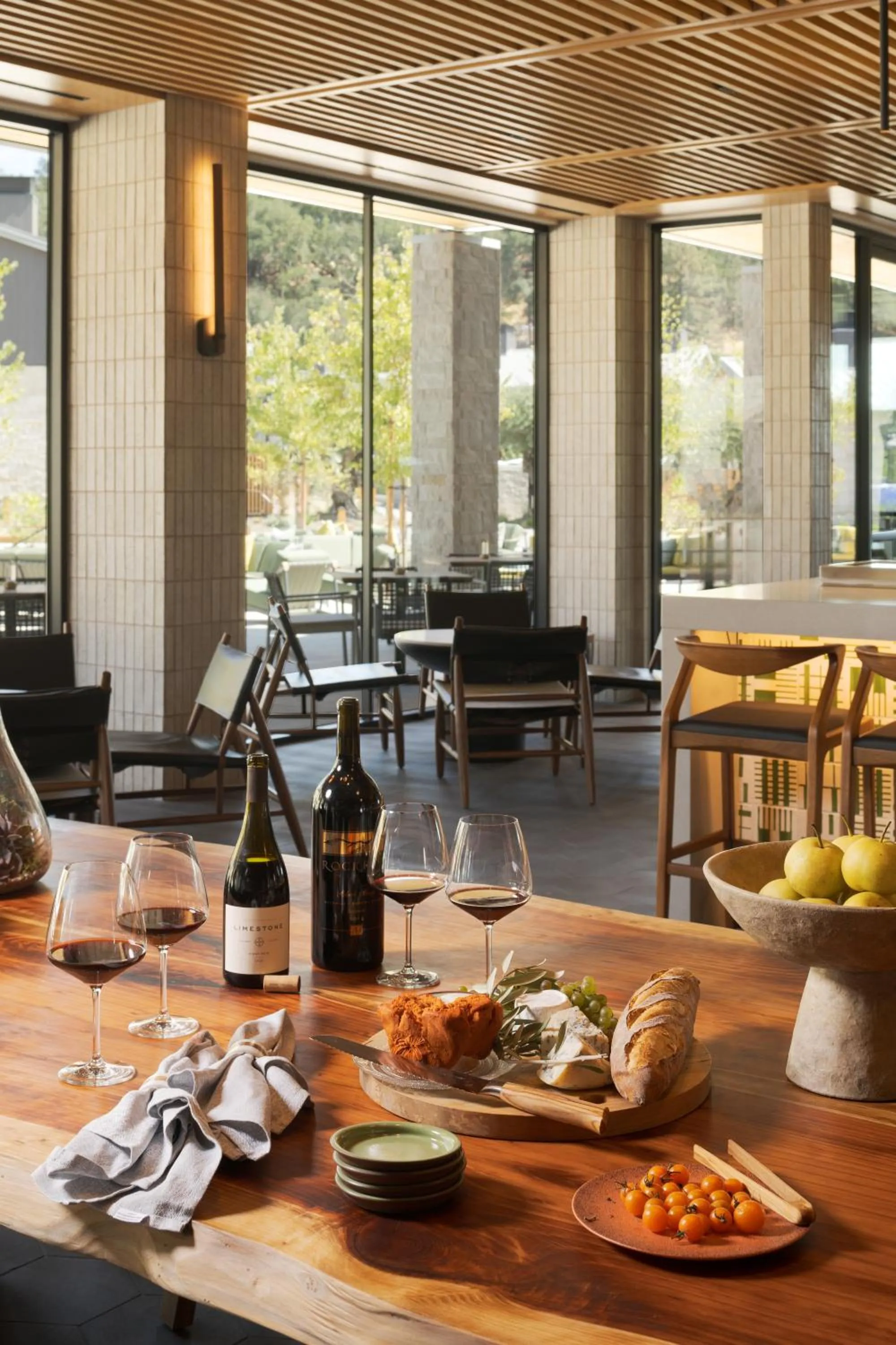 Lounge or bar in Appellation Healdsburg
