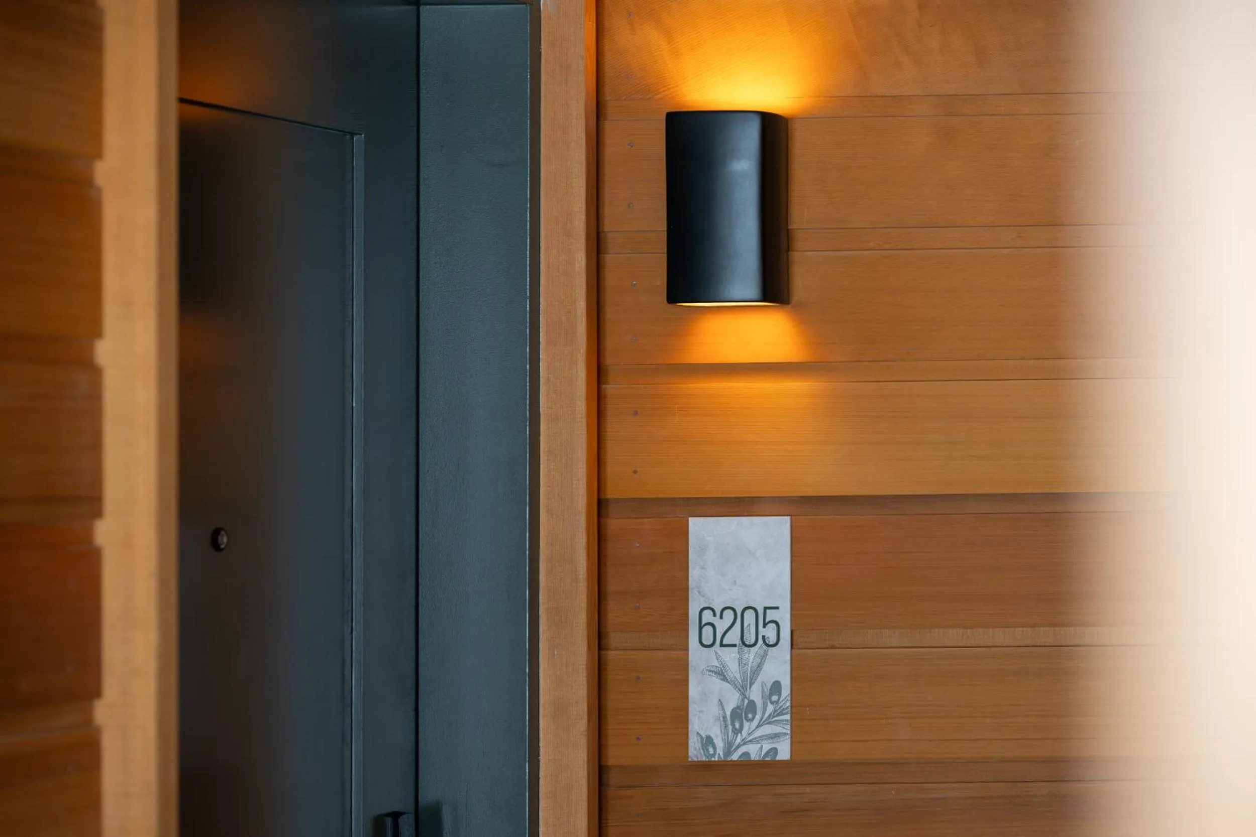 Guests in Appellation Healdsburg