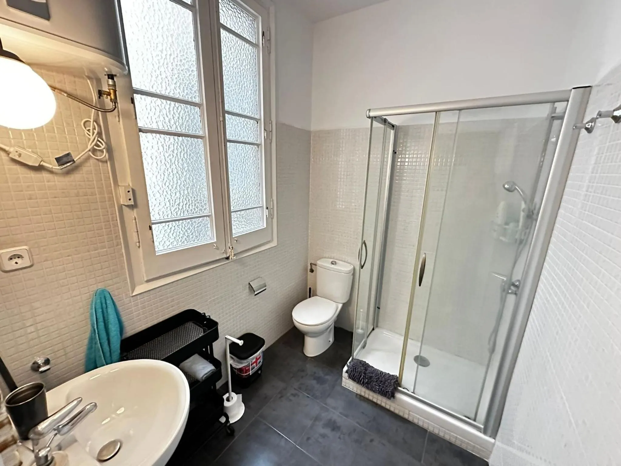 Bathroom in Rooms Diputacion