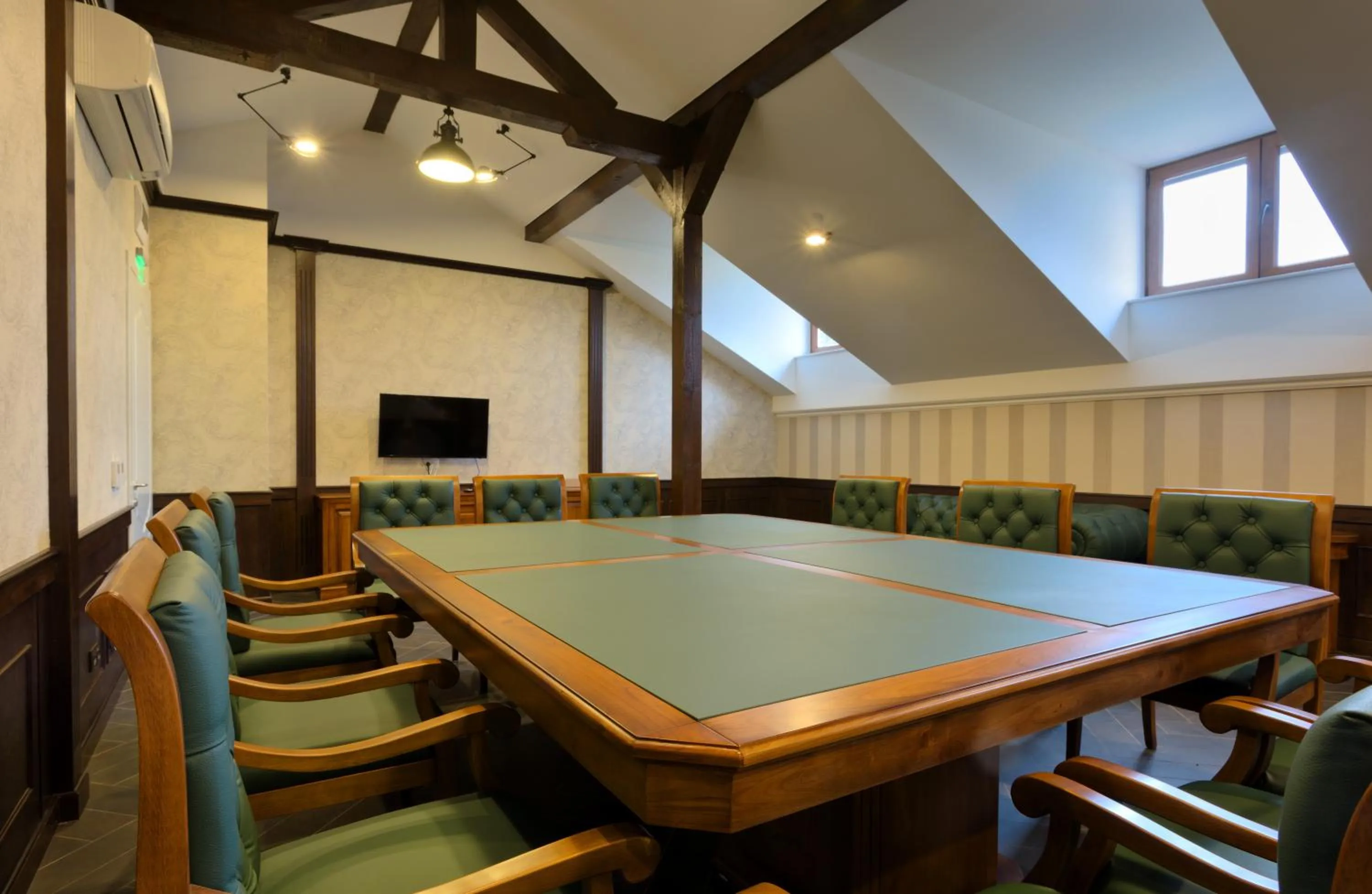 Lounge or bar in Midalidare Hotel & Spa