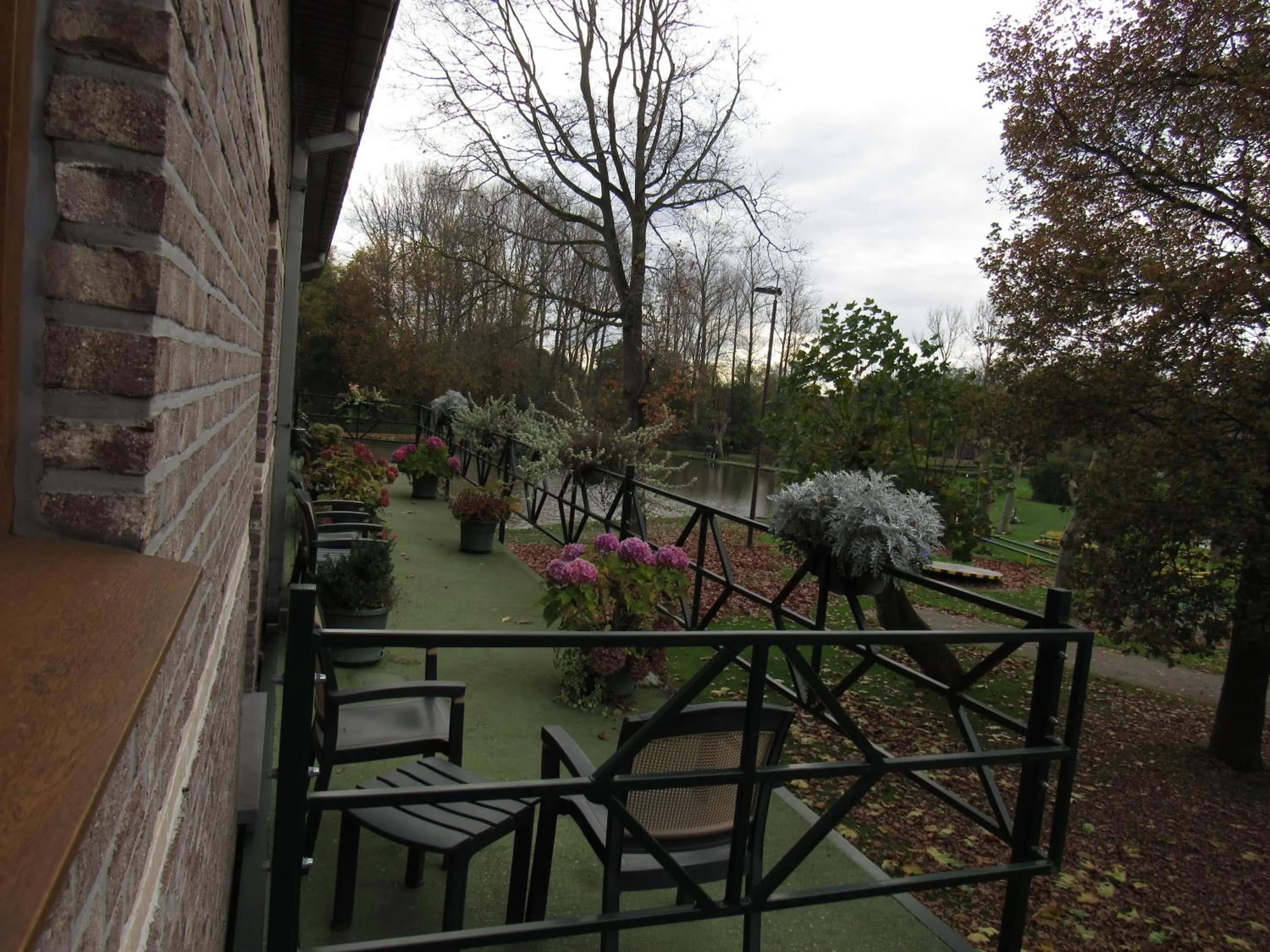 Garden in Hotel De Watermolen