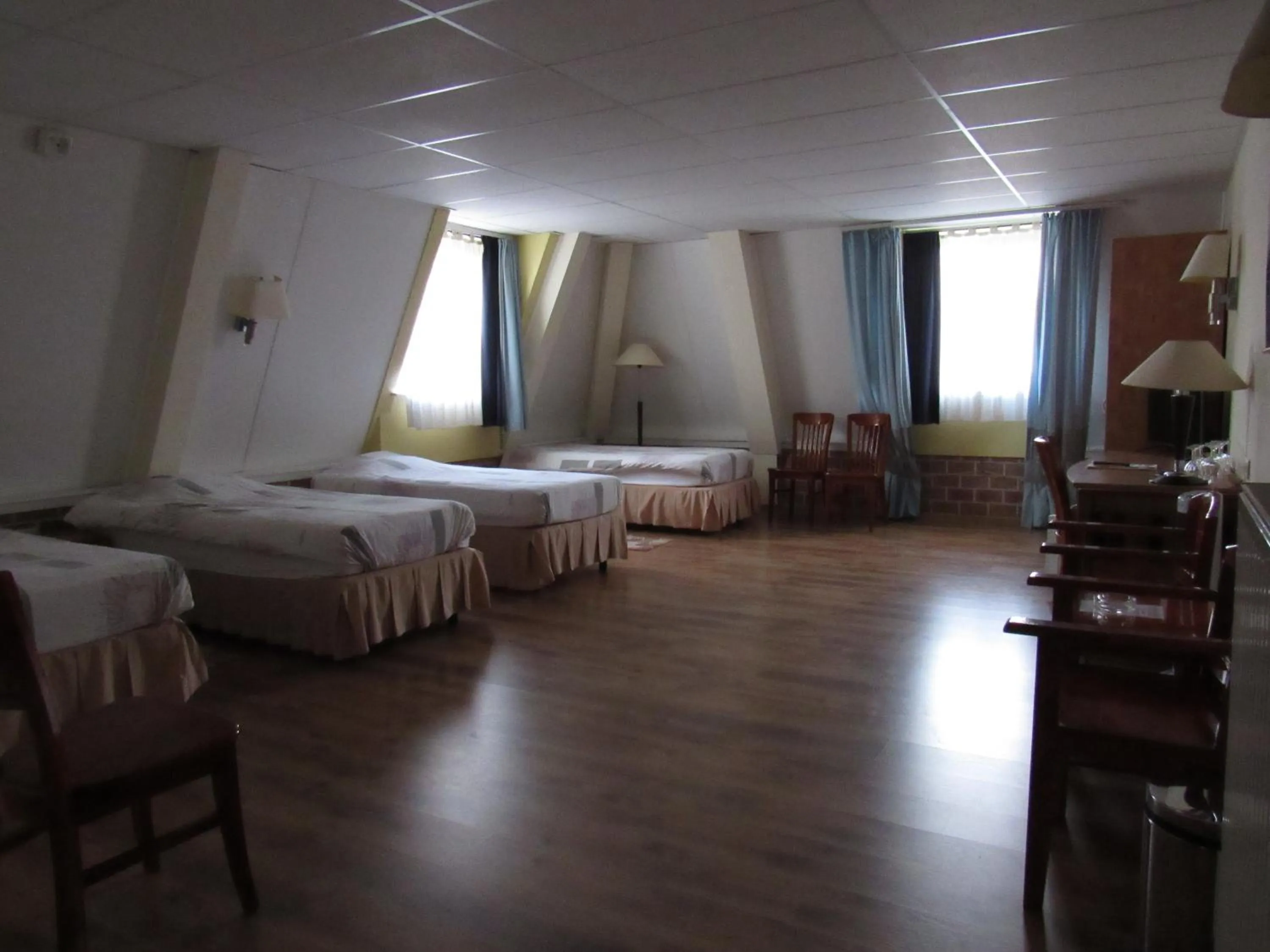 Photo of the whole room, Bed in Hotel De Watermolen