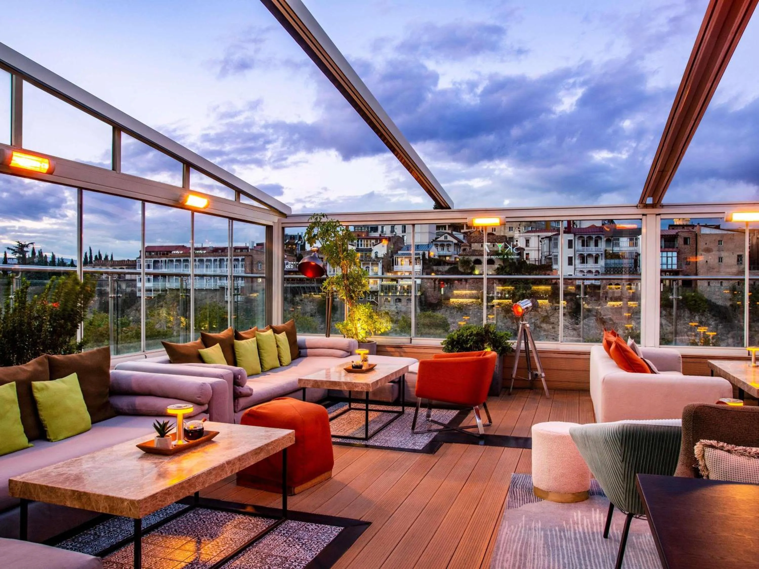 Lounge or bar in Mercure Tbilisi Old Town