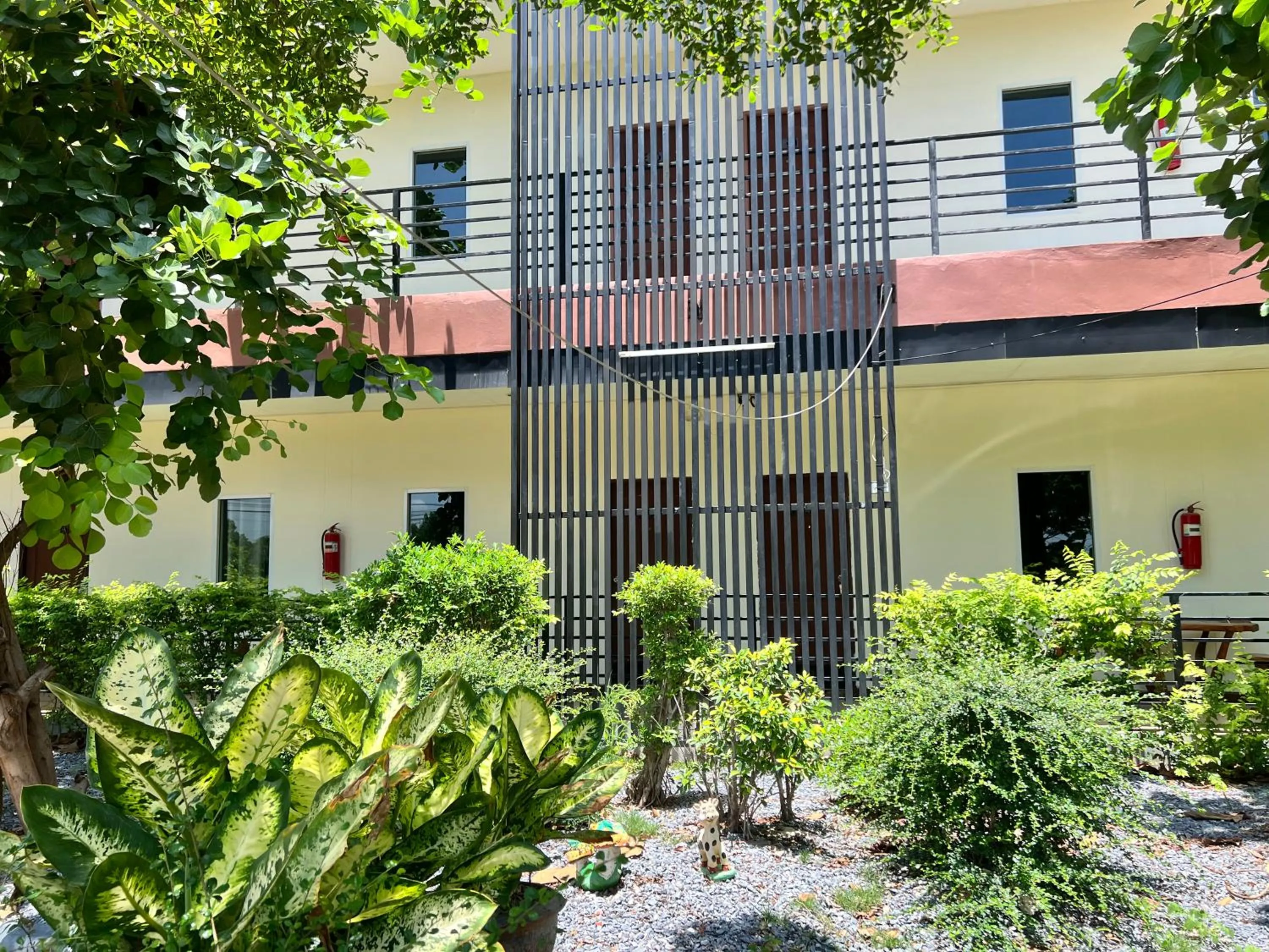 Property building in Rungreang Hotel