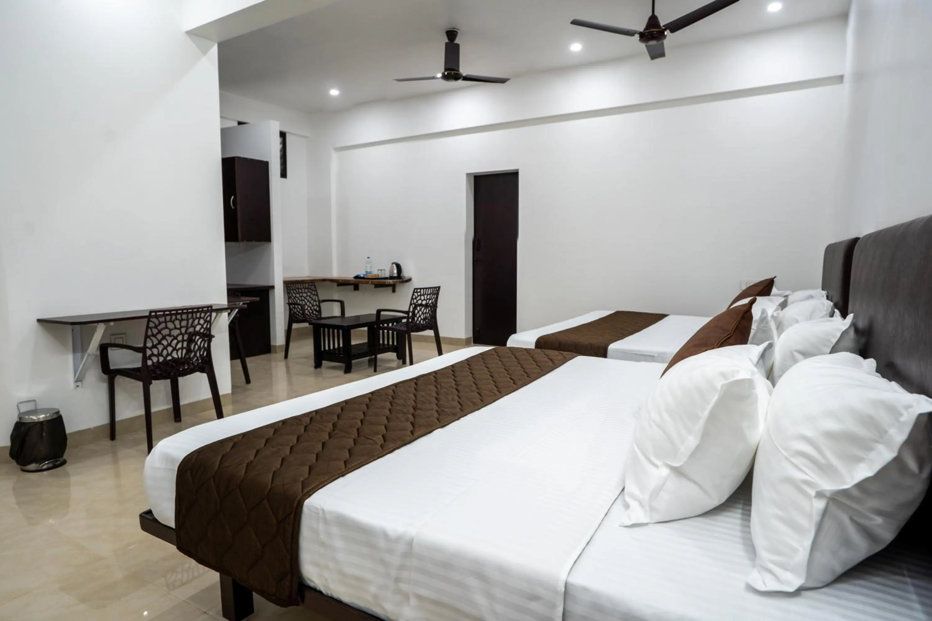 Bed in Cross Roads Inn