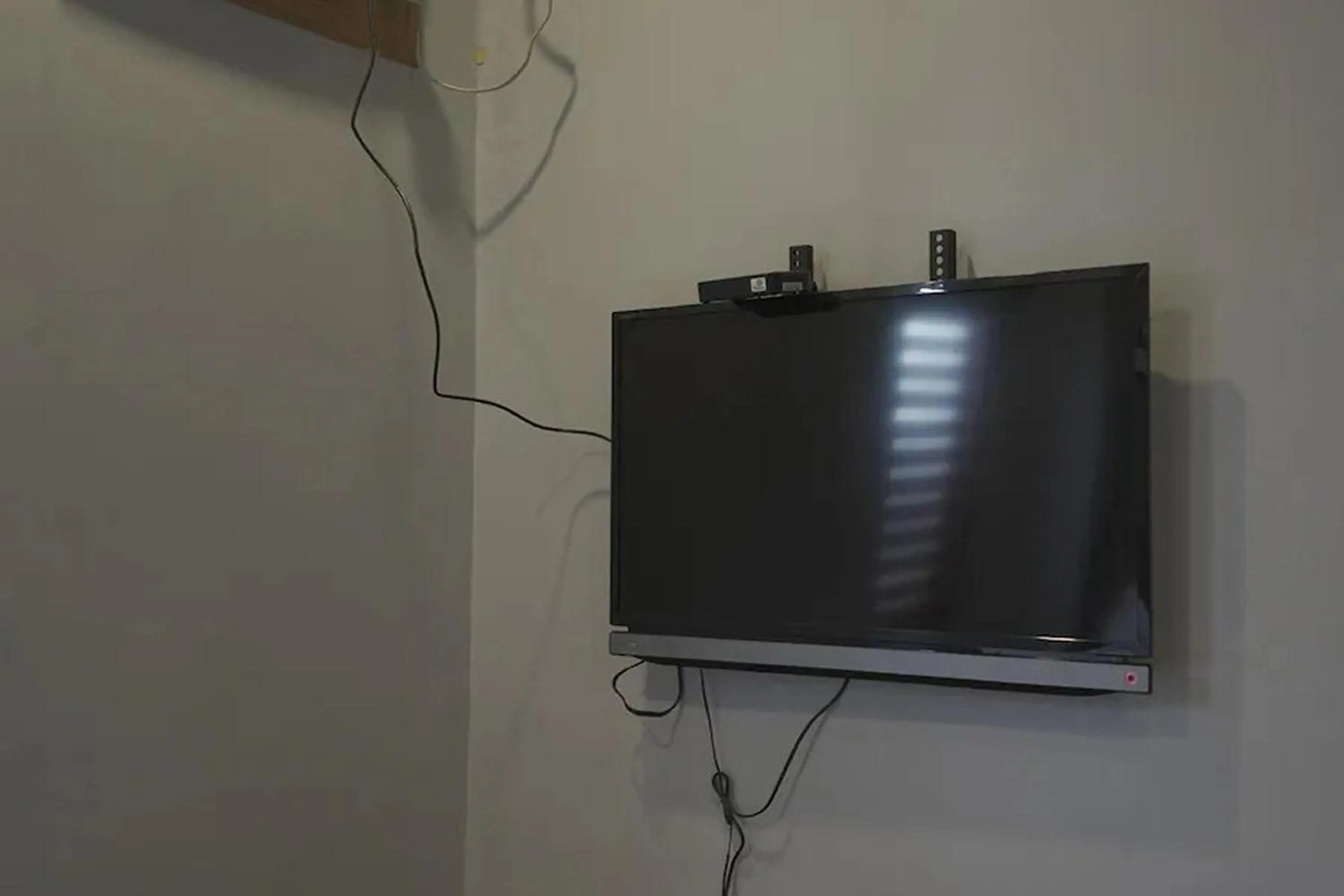 TV and multimedia in Casa Alegria Bed and Breakfast Antipolo