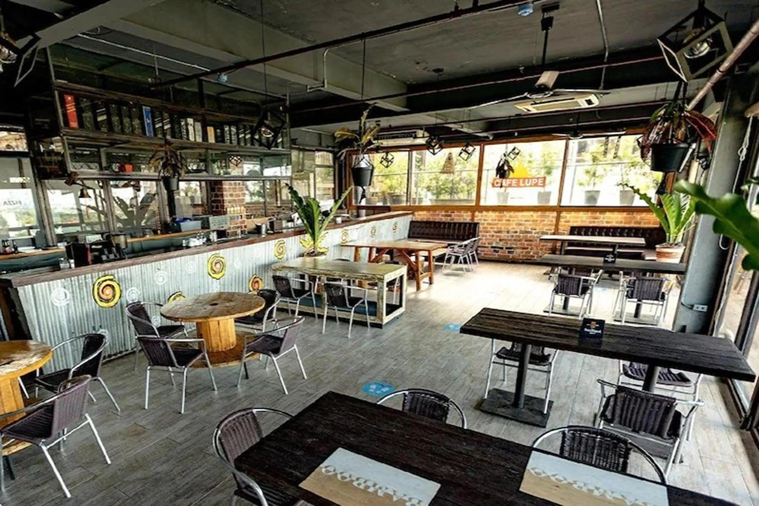 Restaurant/places to eat in Casa Alegria Bed and Breakfast Antipolo