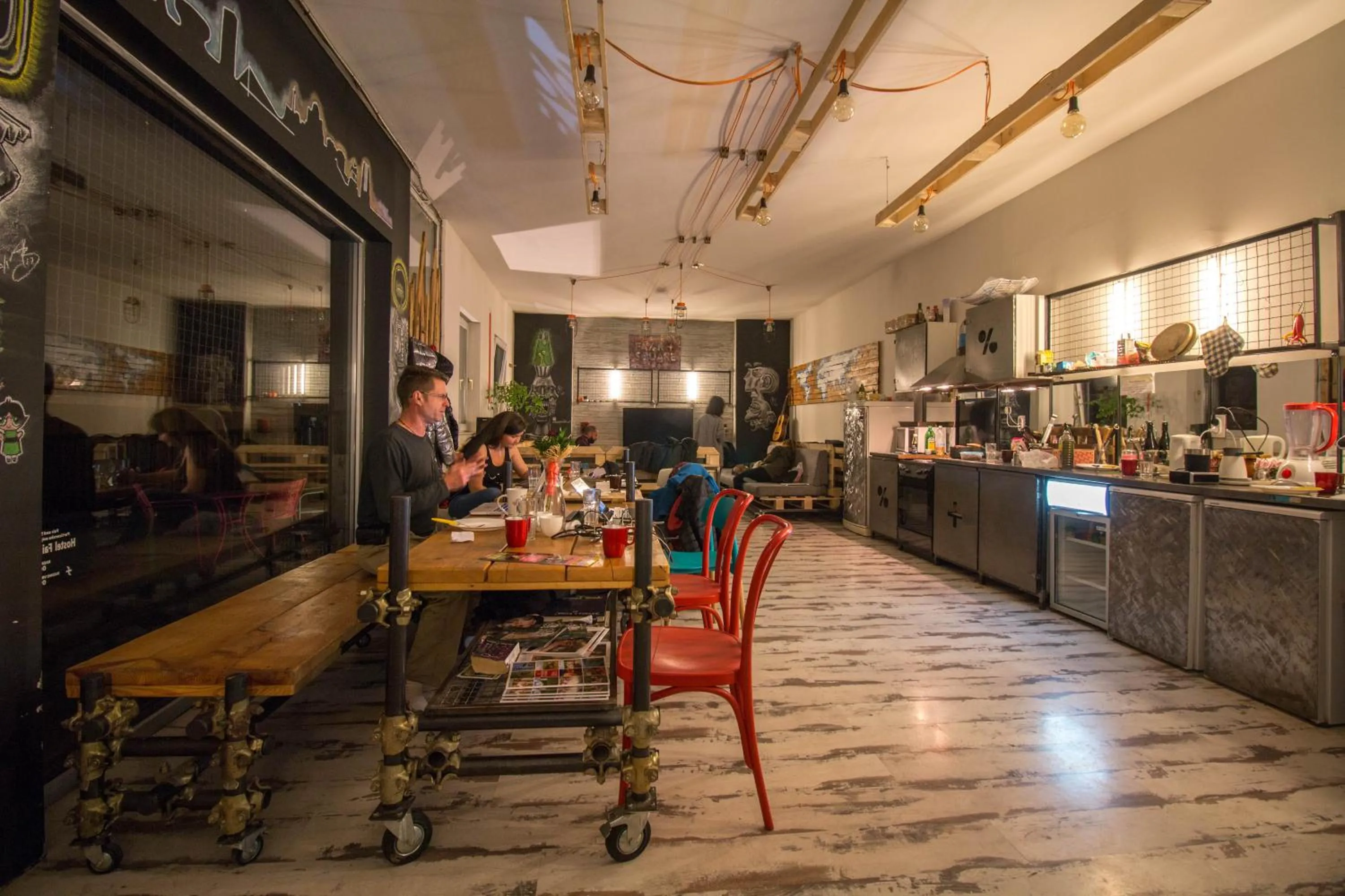 Communal lounge/ TV room in Hostel Fair and Square