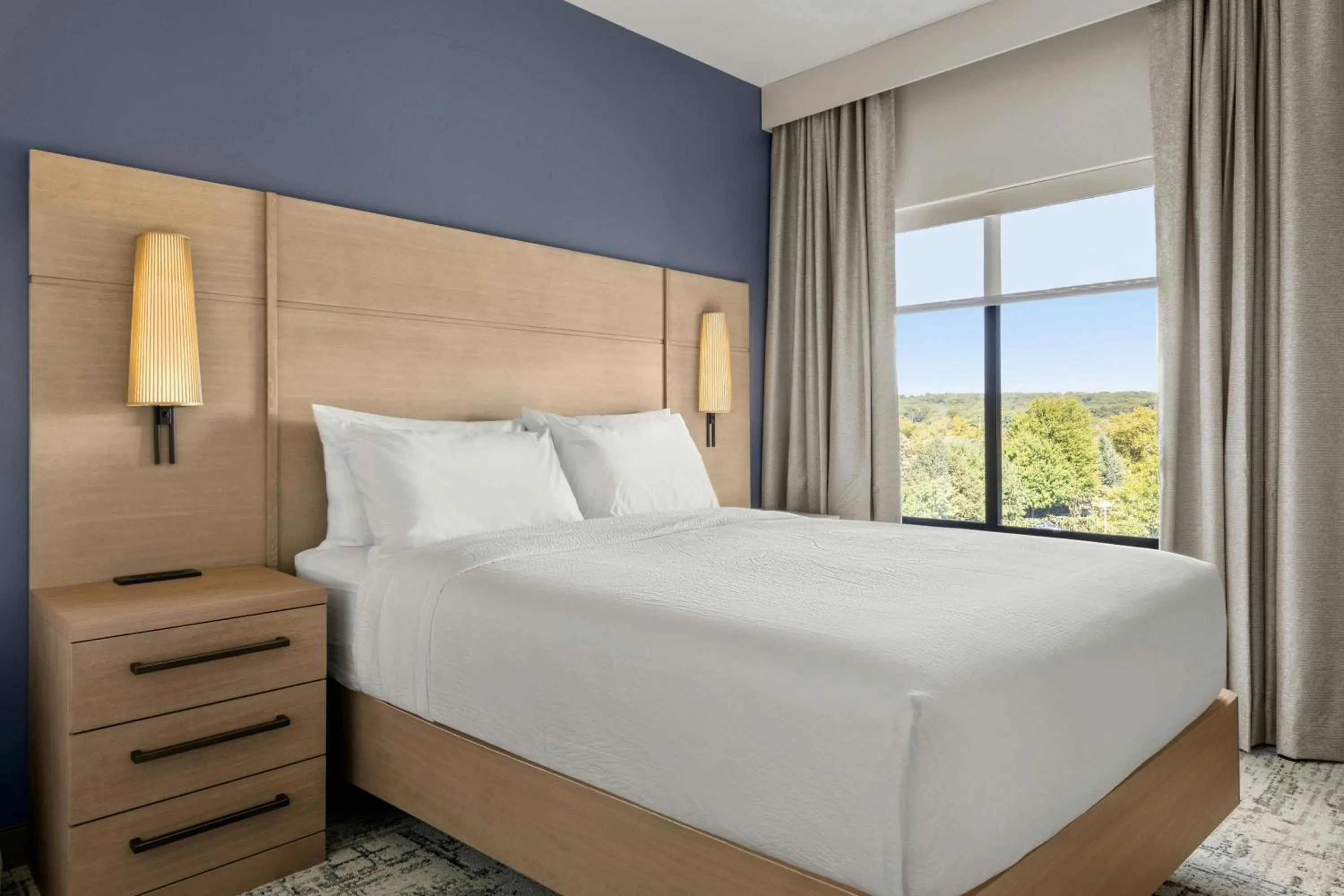 Bedroom, Bed in Residence Inn by Marriott Melville