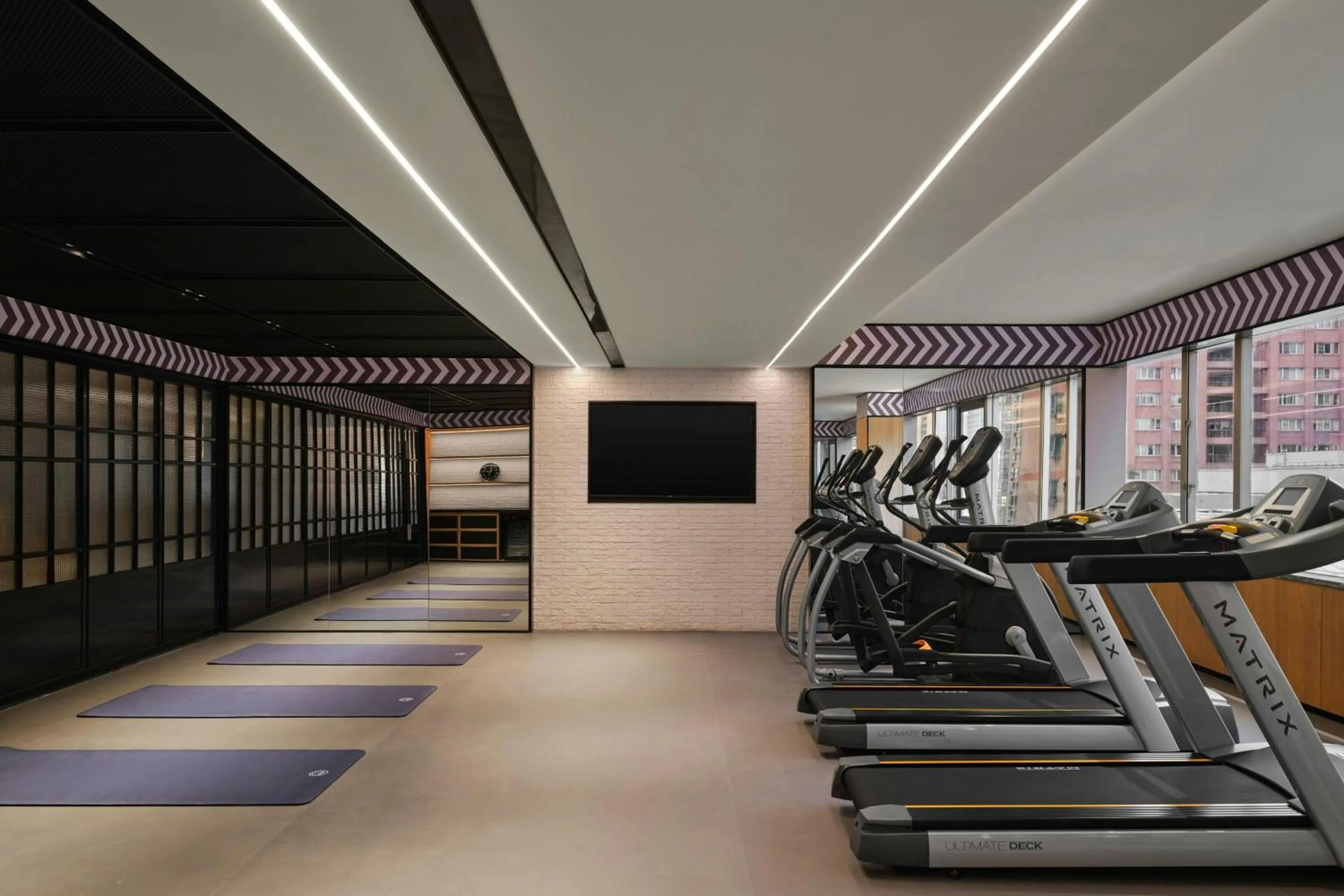 Fitness centre/facilities in Four Points by Sheraton Kunming, Downtown