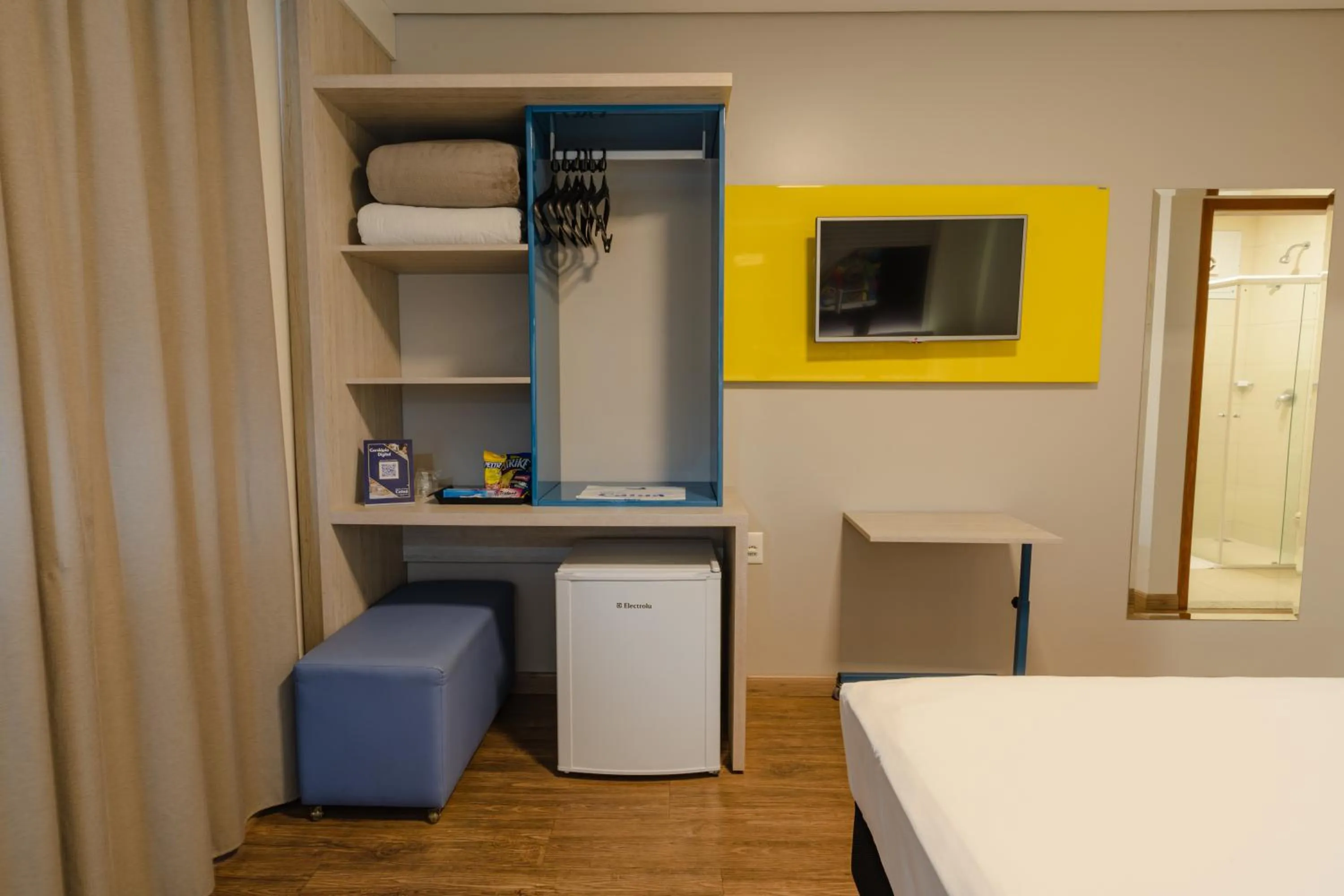 TV and multimedia, Bed in Hotel Caiuá Lago Umuarama