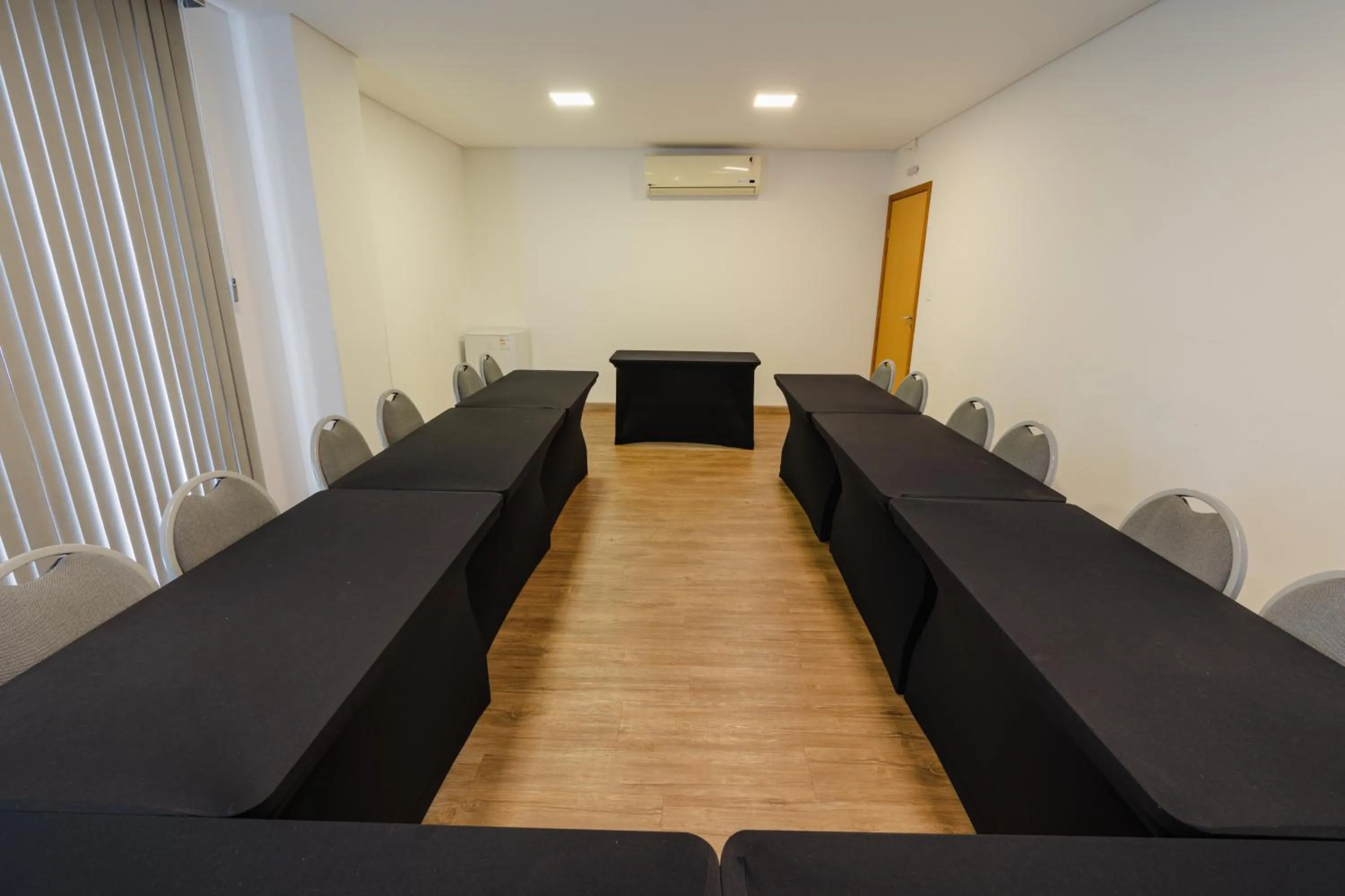 Meeting/conference room in Hotel Caiuá Lago Umuarama