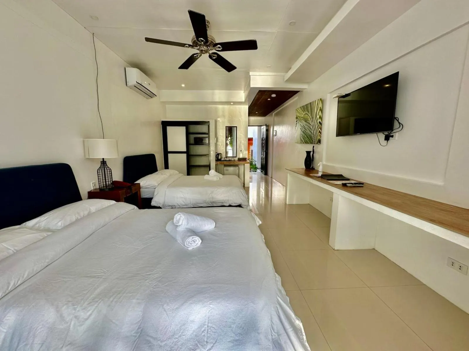 Bed in Calypso Beach and Dive Resort