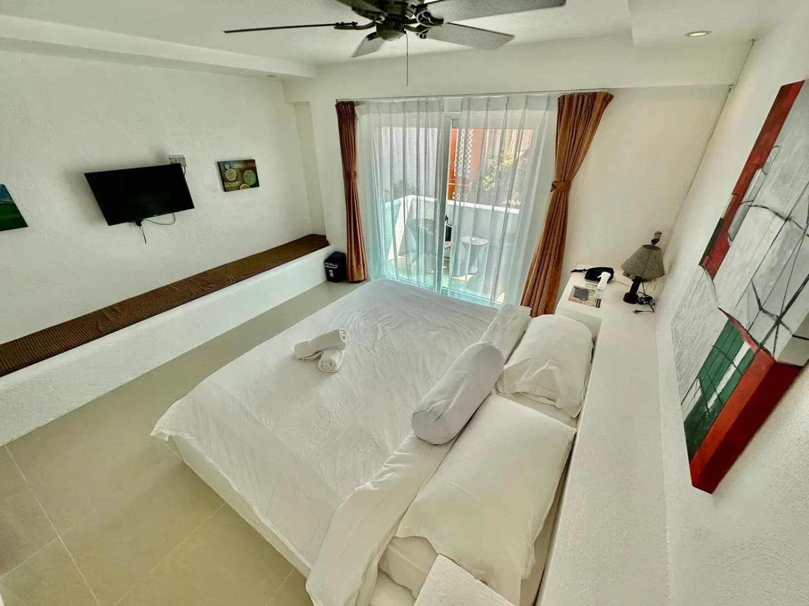 Bedroom, Bed in Calypso Beach and Dive Resort