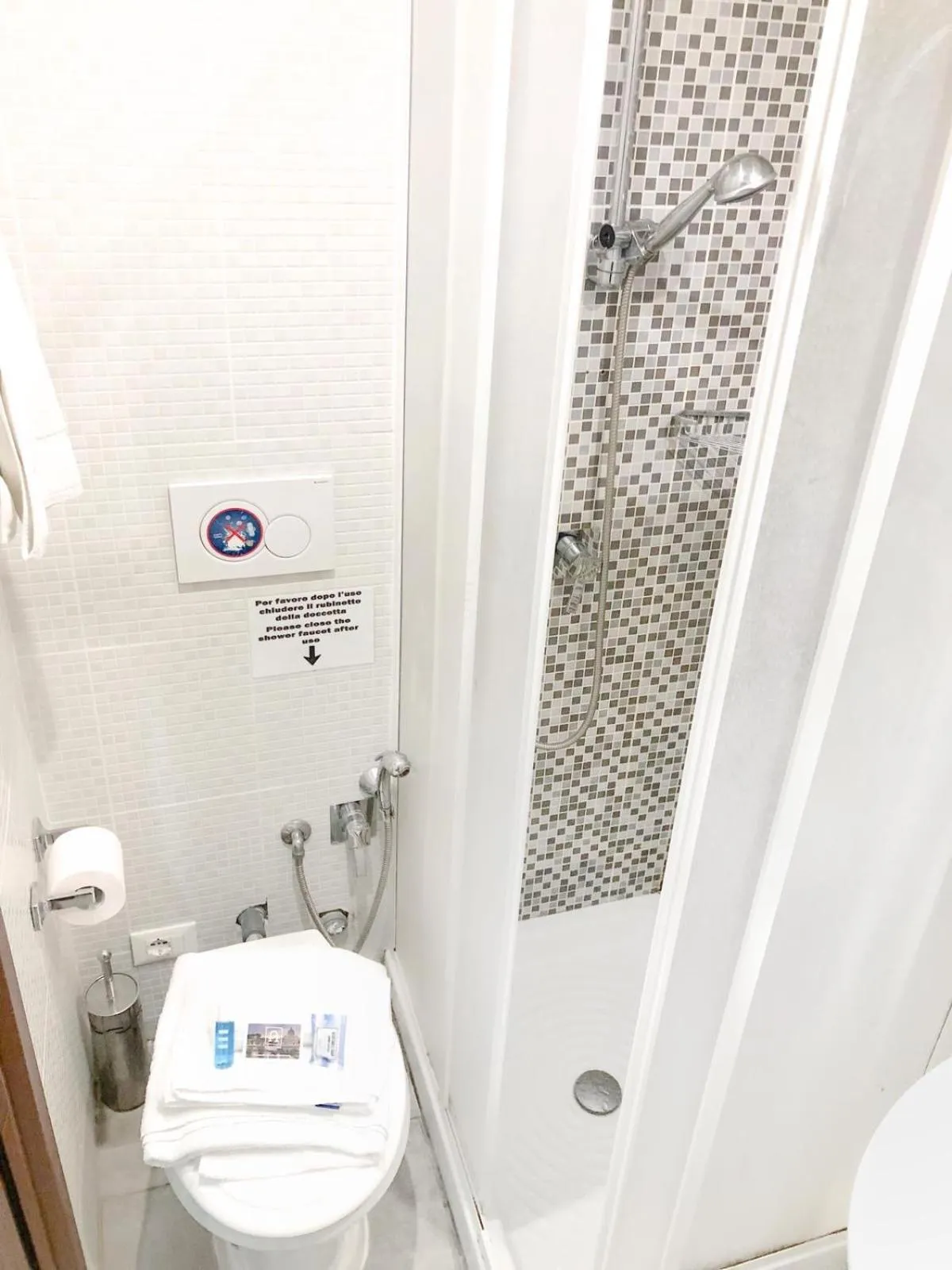 Bathroom in Grandis Rooms