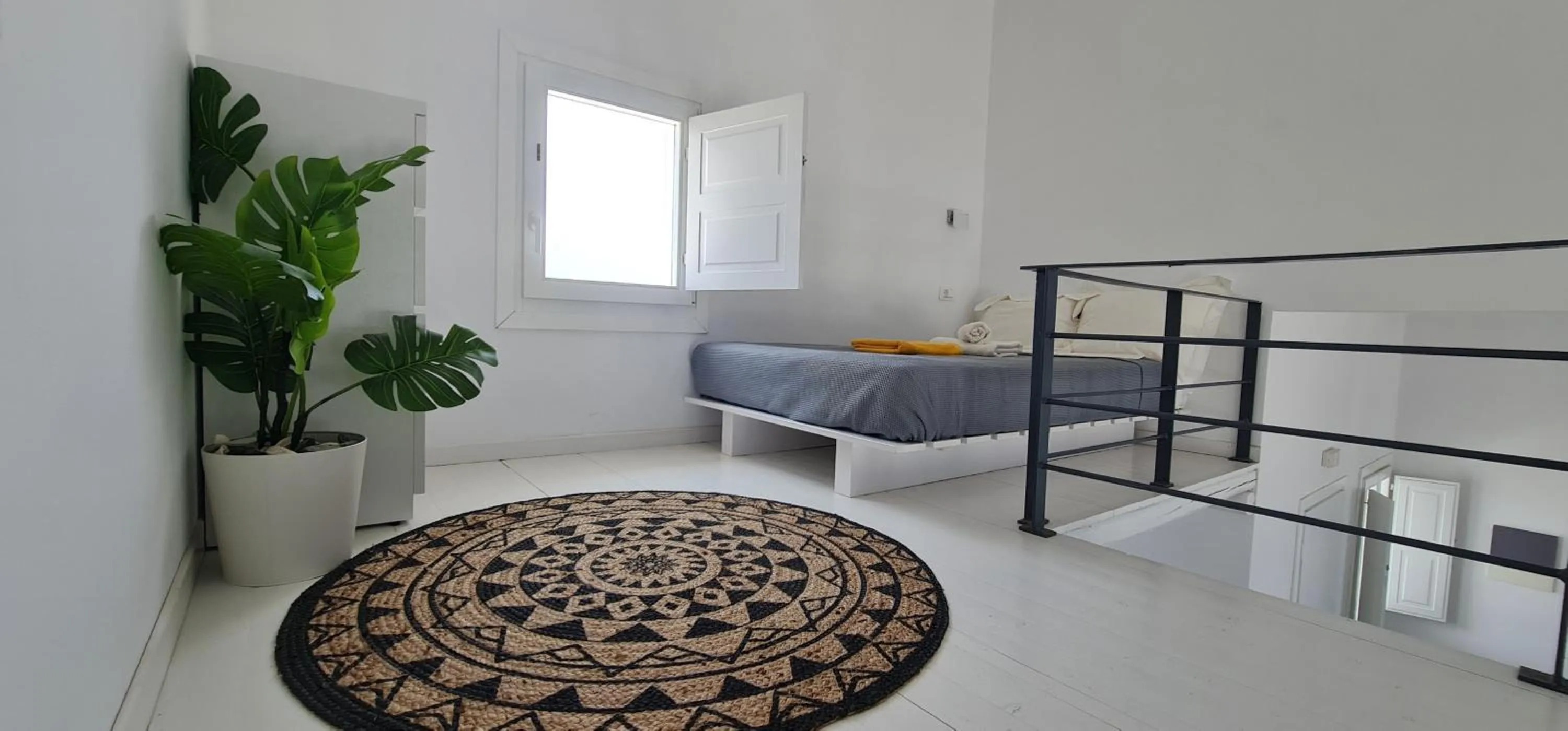 Bed in Lemon Tree Houses