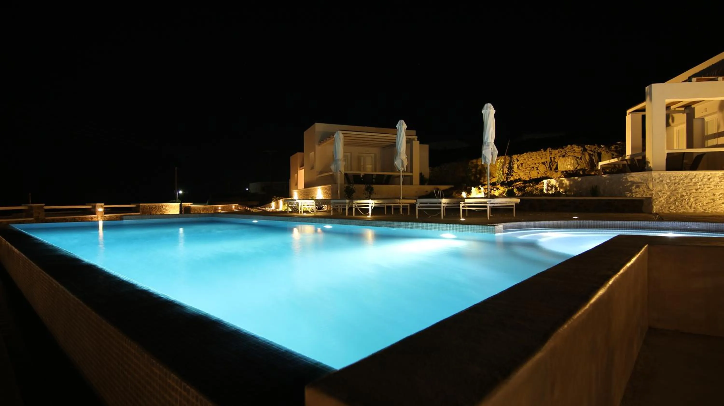 Property building in Lemon Tree Houses