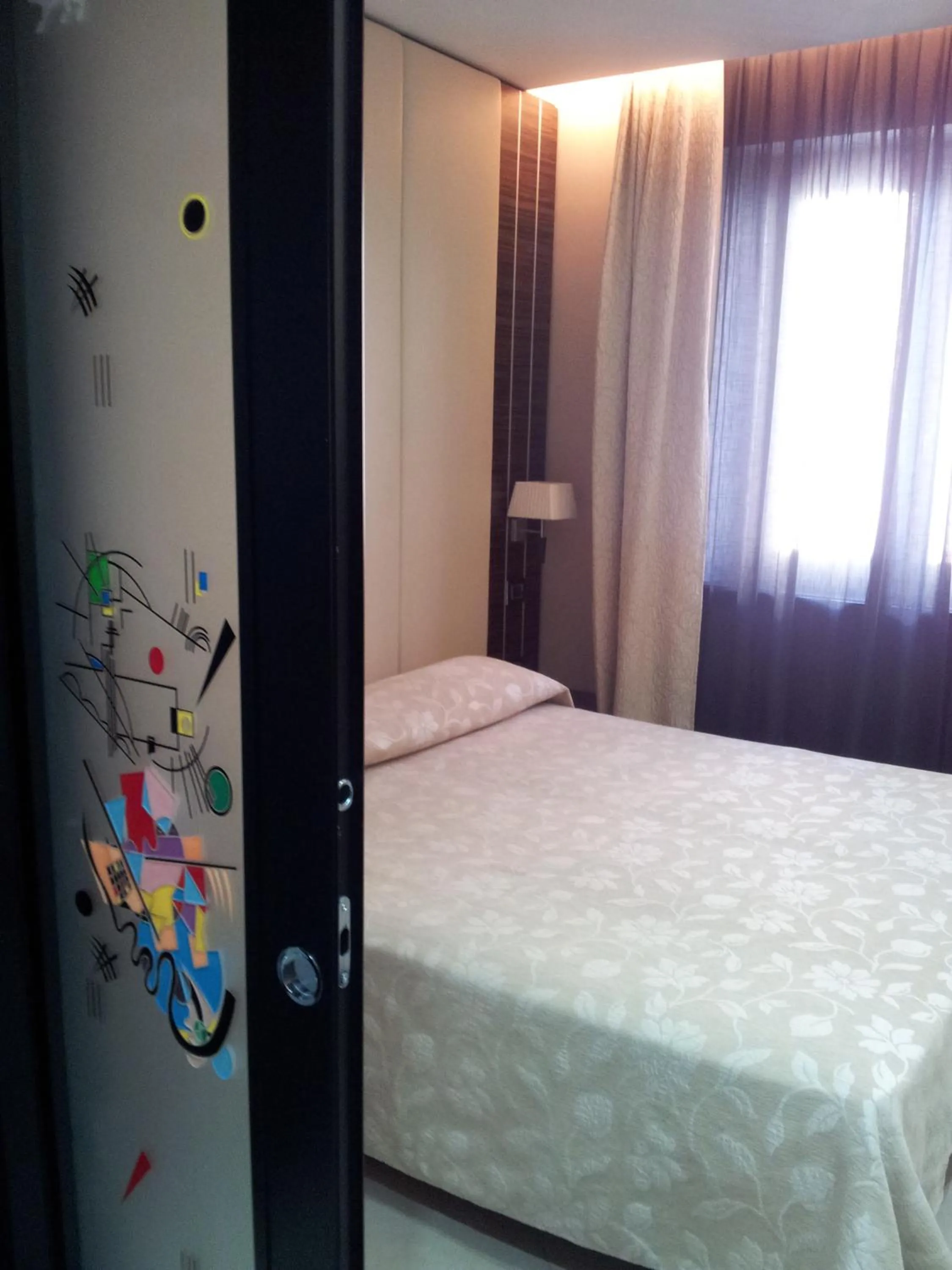 Bed in Hotel Excelsior