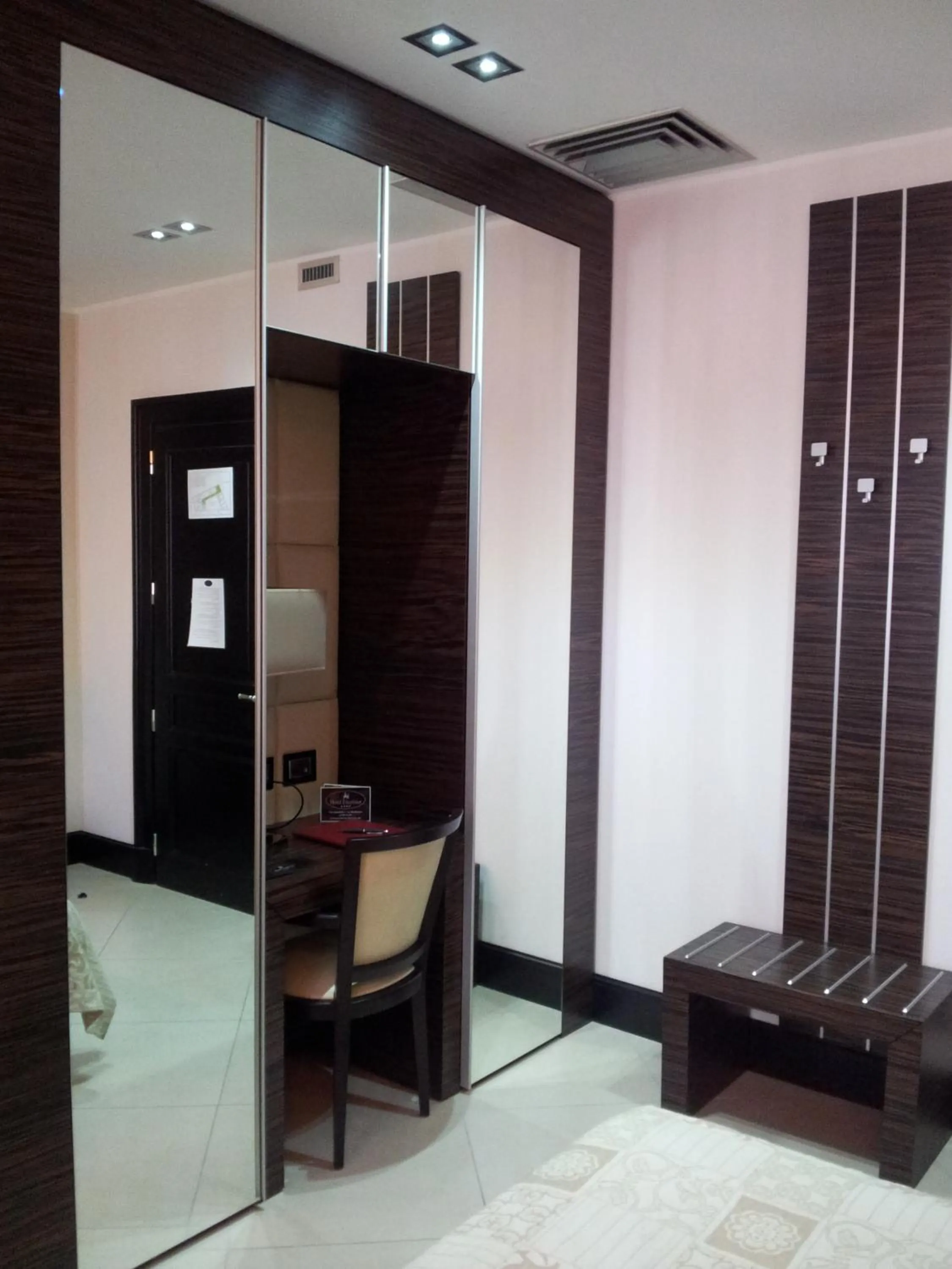 Decorative detail in Hotel Excelsior