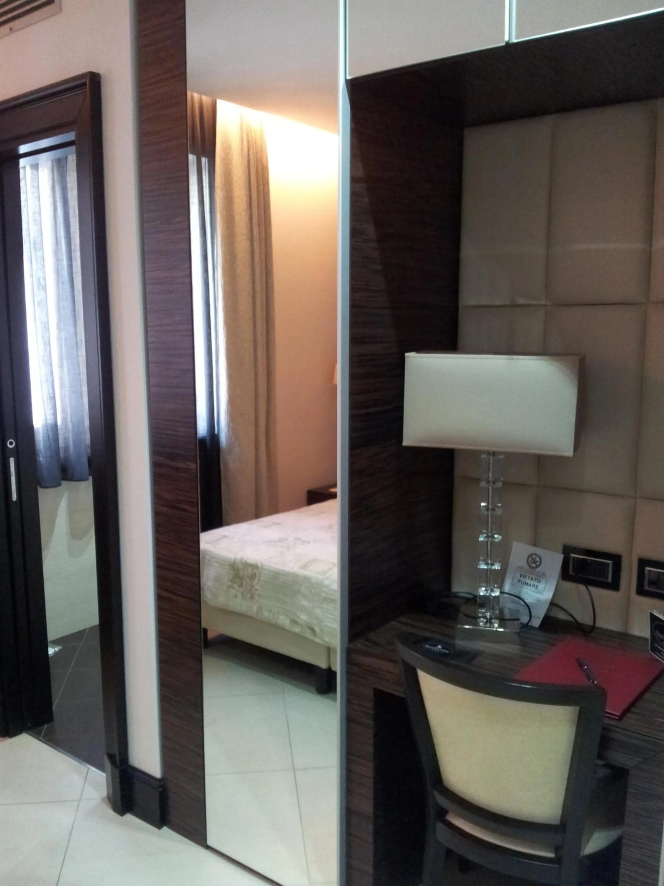 Bed in Hotel Excelsior