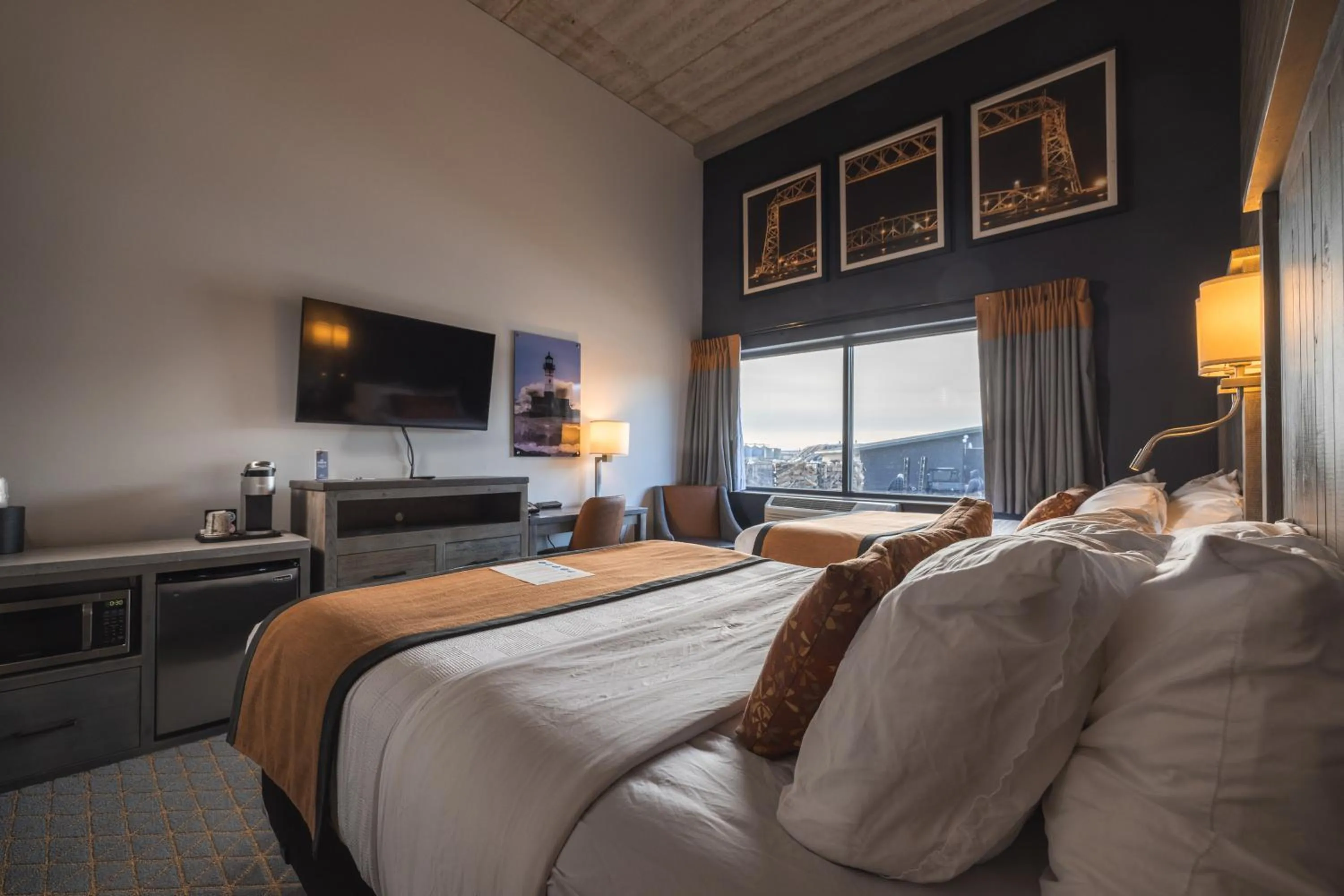 Bed in Pier B Resort