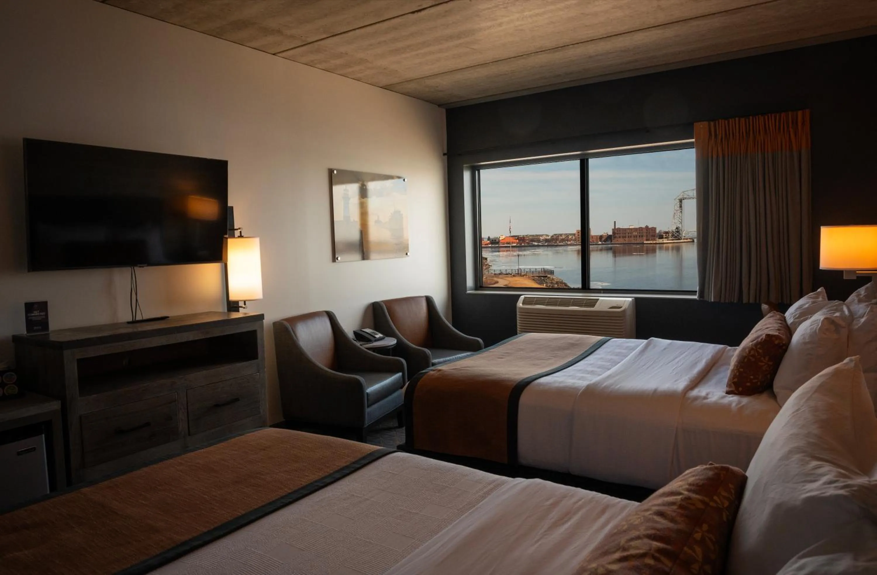 Bed in Pier B Resort