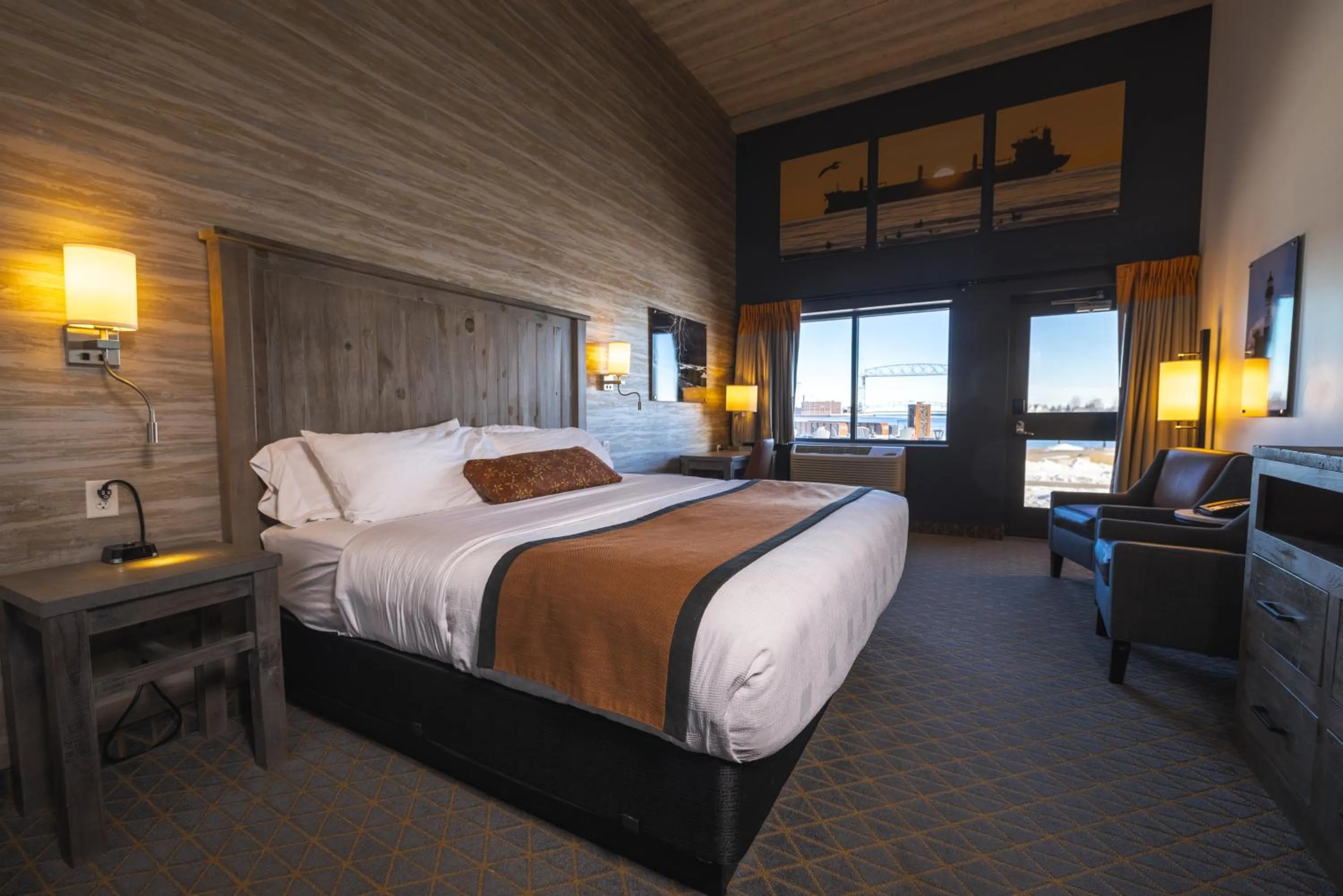 Bed in Pier B Resort