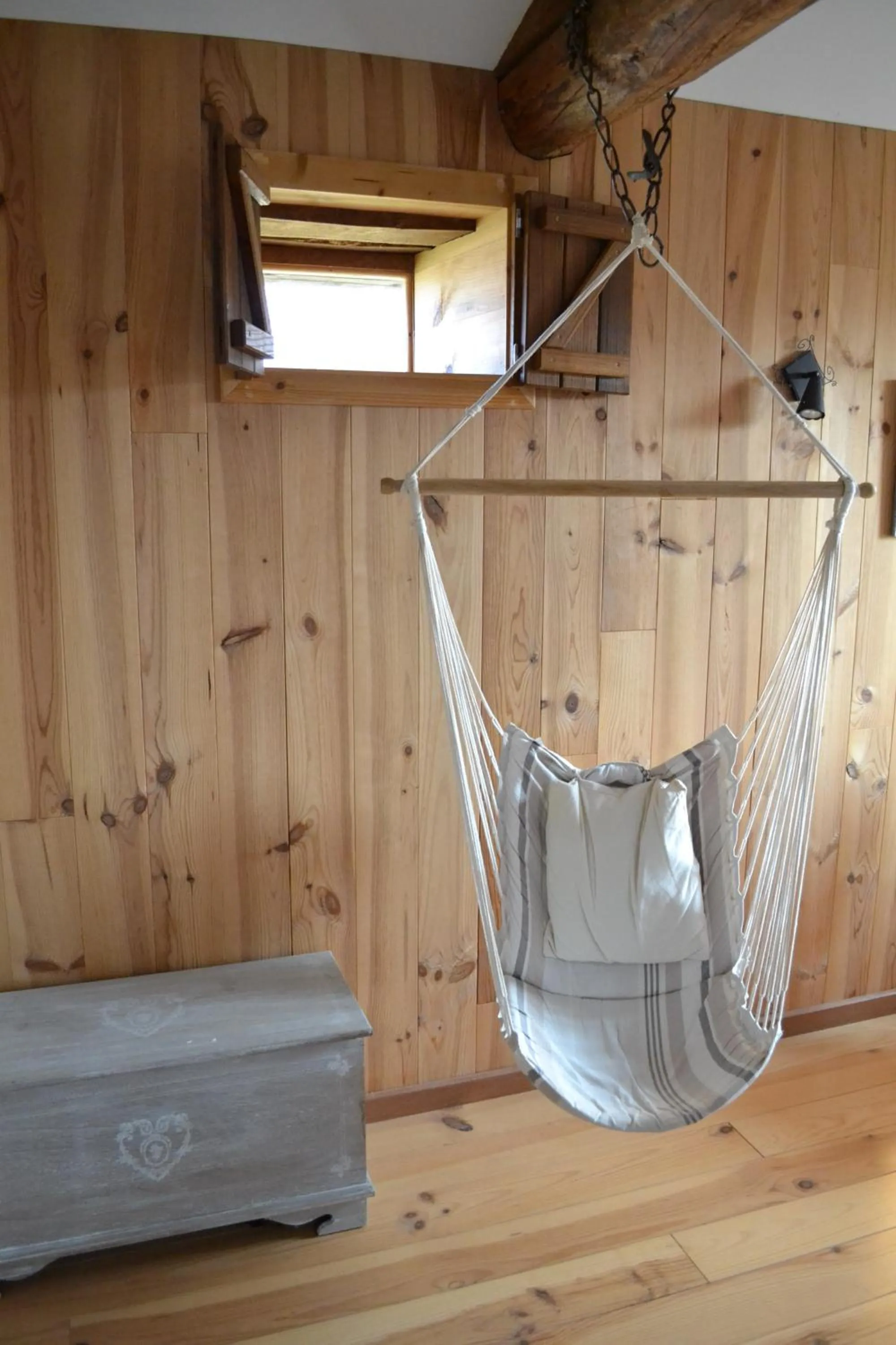 Bedroom in Le Jardin des Pierres Brunes