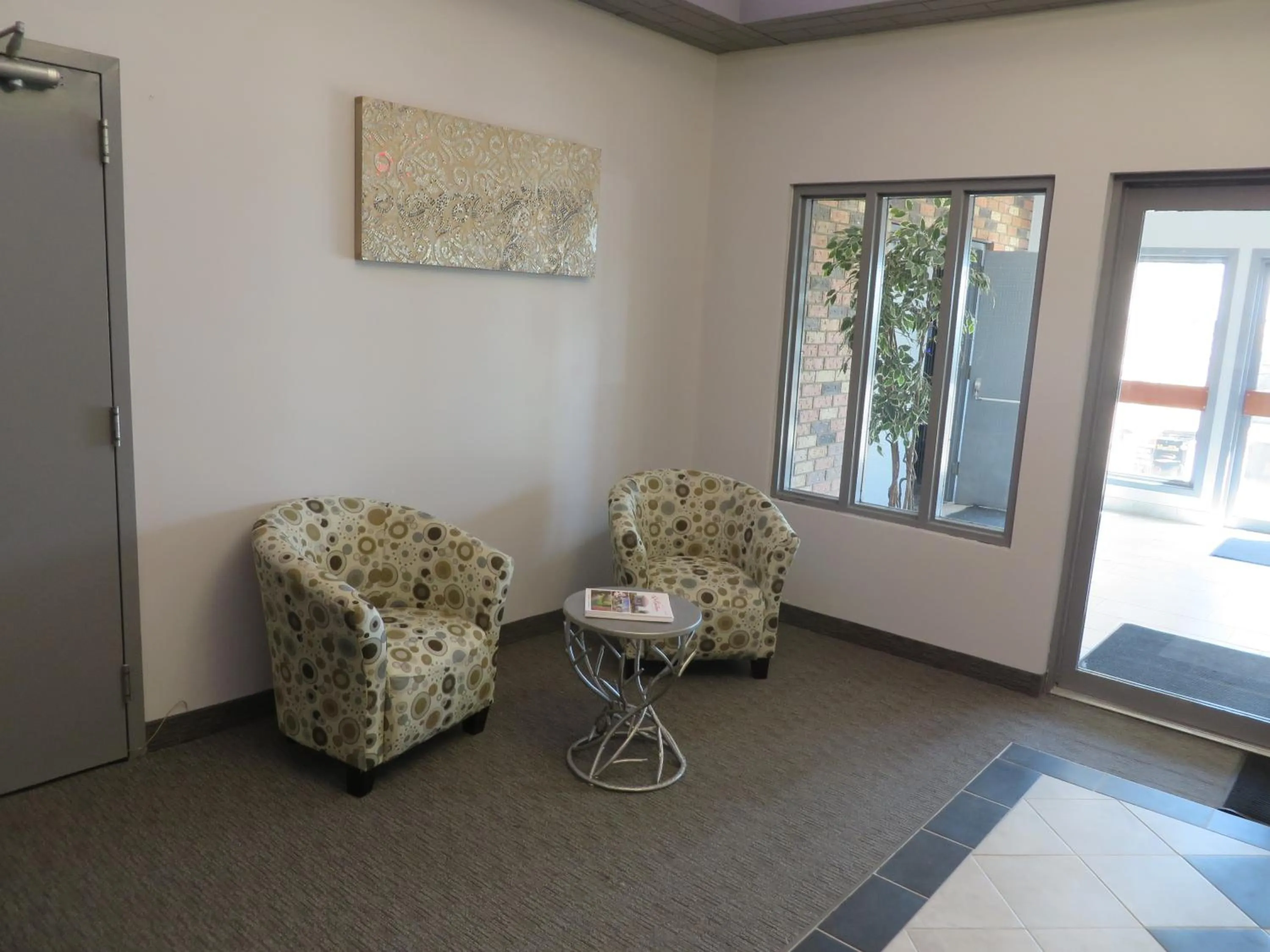 Seating Area in Travelodge by Wyndham Rosetown