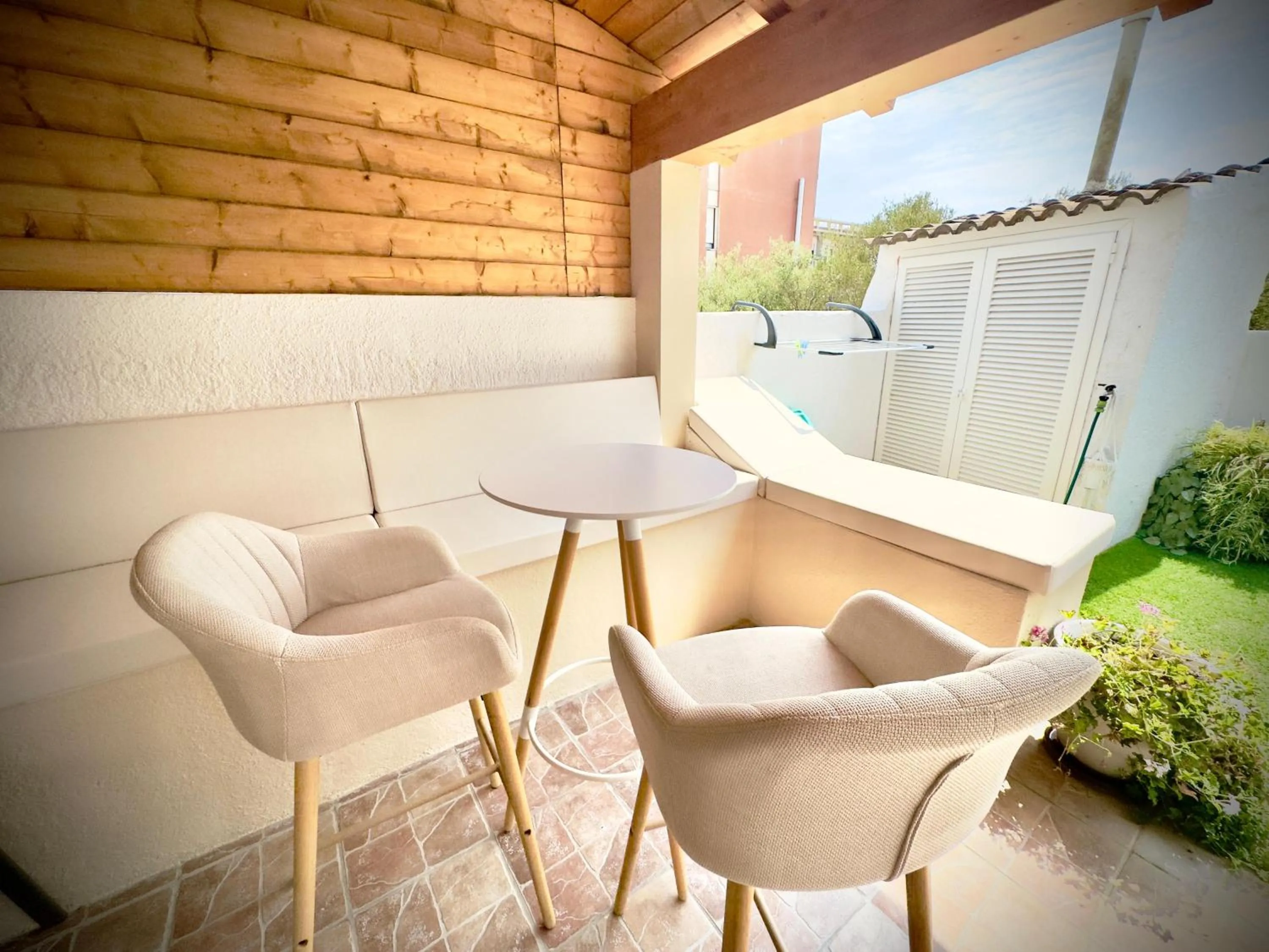 Patio in bbolbia - bed and breakfast