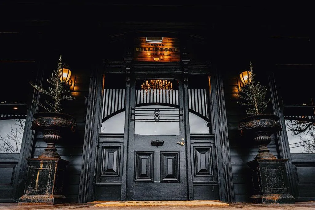 Facade/entrance in Hotel Bellinzona Daylesford