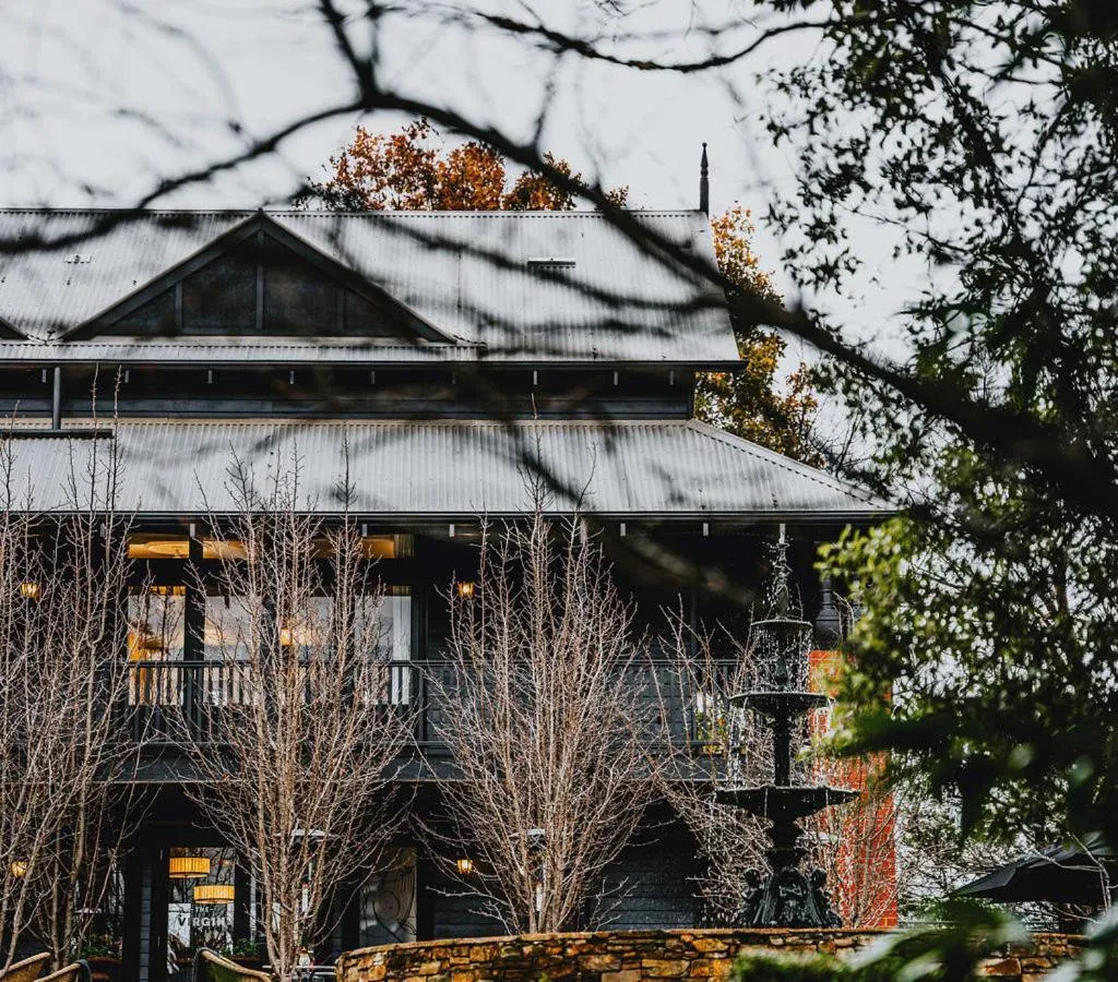 Property building in Hotel Bellinzona Daylesford