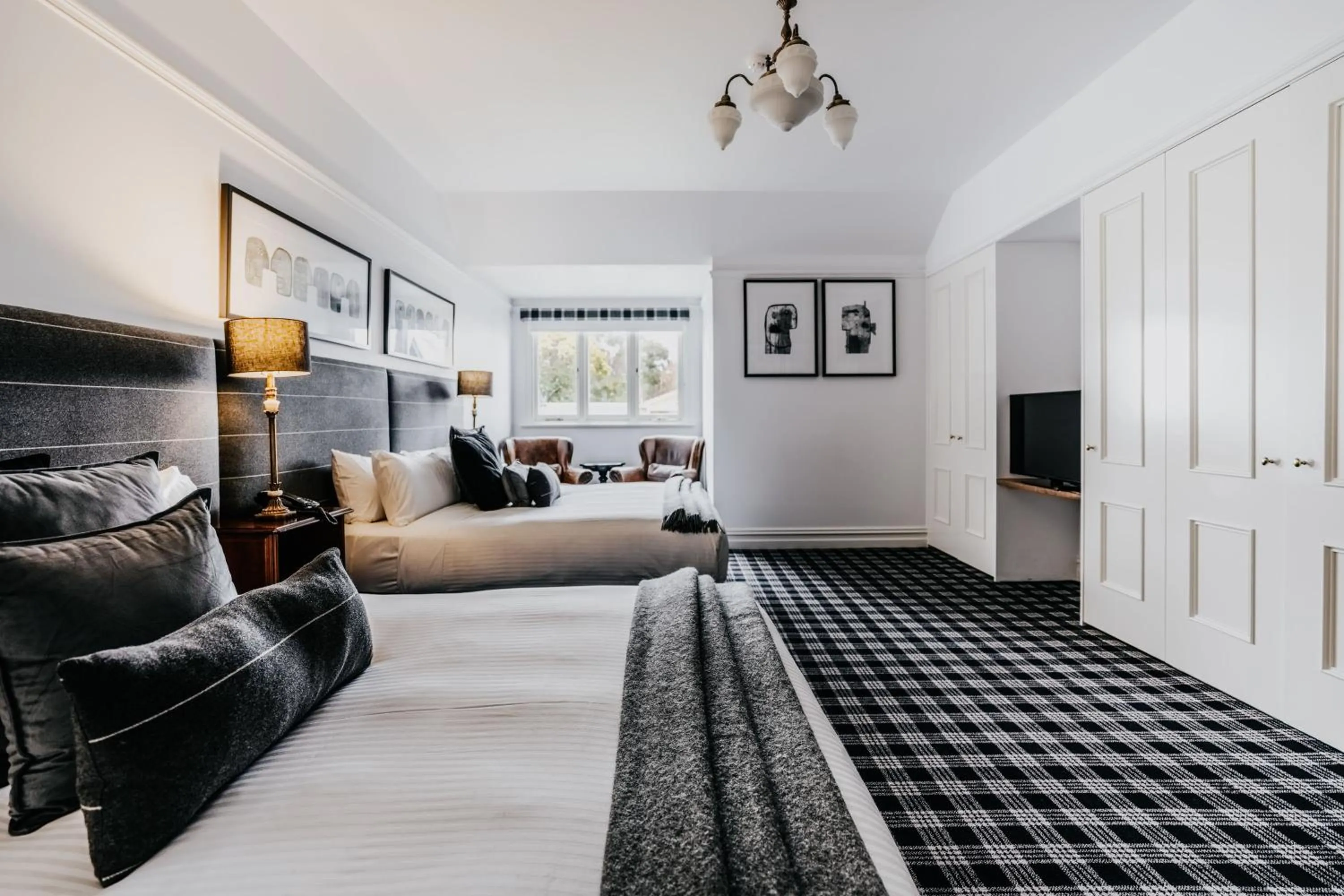 Bed in Hotel Bellinzona Daylesford