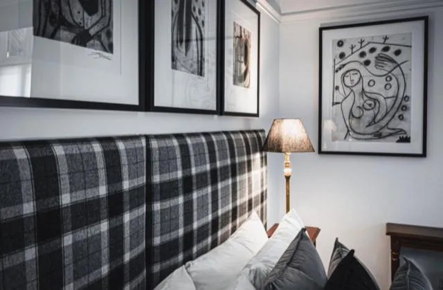 Bed in Hotel Bellinzona Daylesford