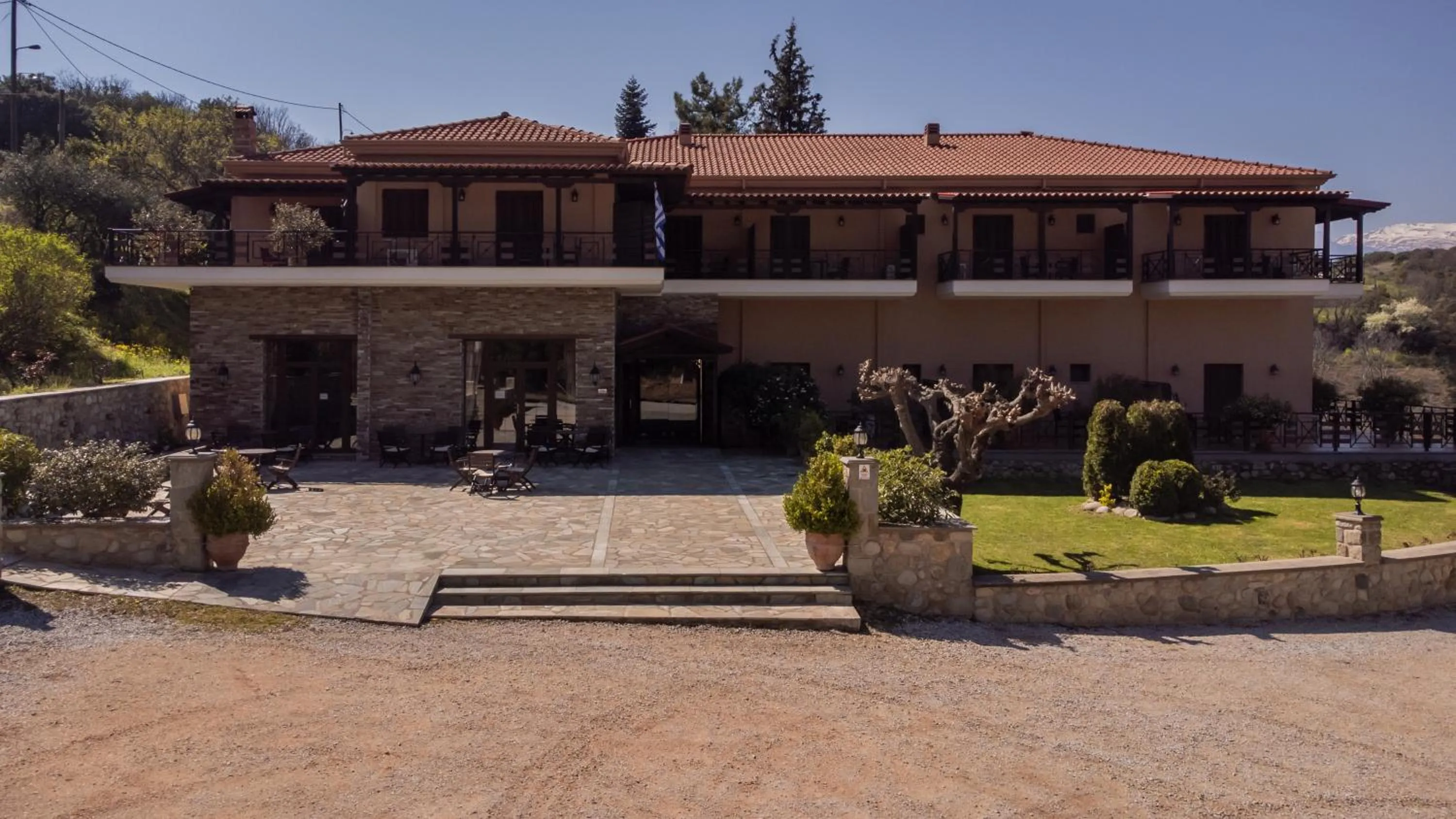 Property building in Dellas Boutique Hotel