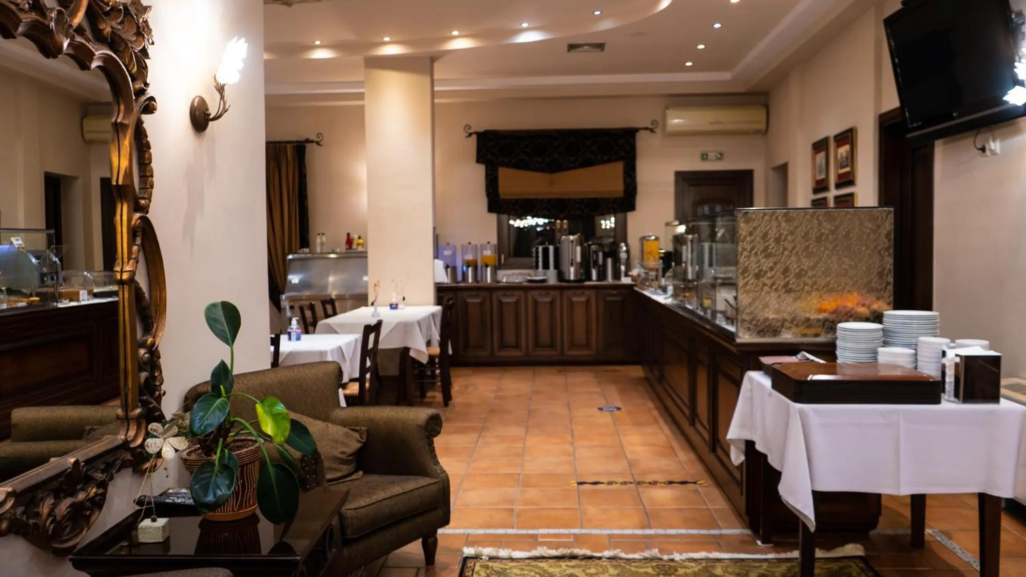 Breakfast in Dellas Boutique Hotel