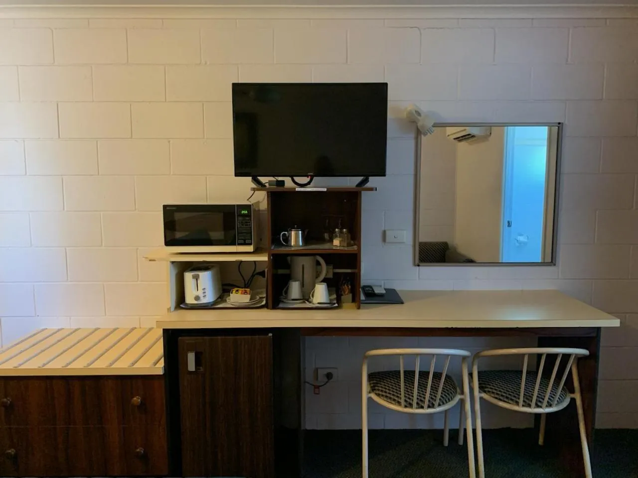 TV and multimedia in Warrego Motel