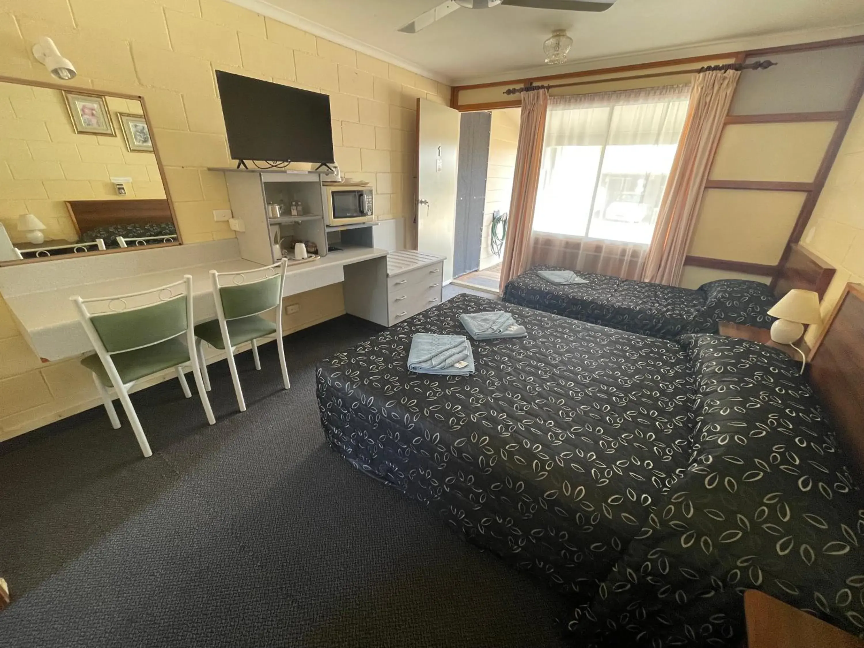 Standard Double or Twin Room - single occupancy in Warrego Motel Standard Double or Twin Room - single occupancy in Warrego Motel