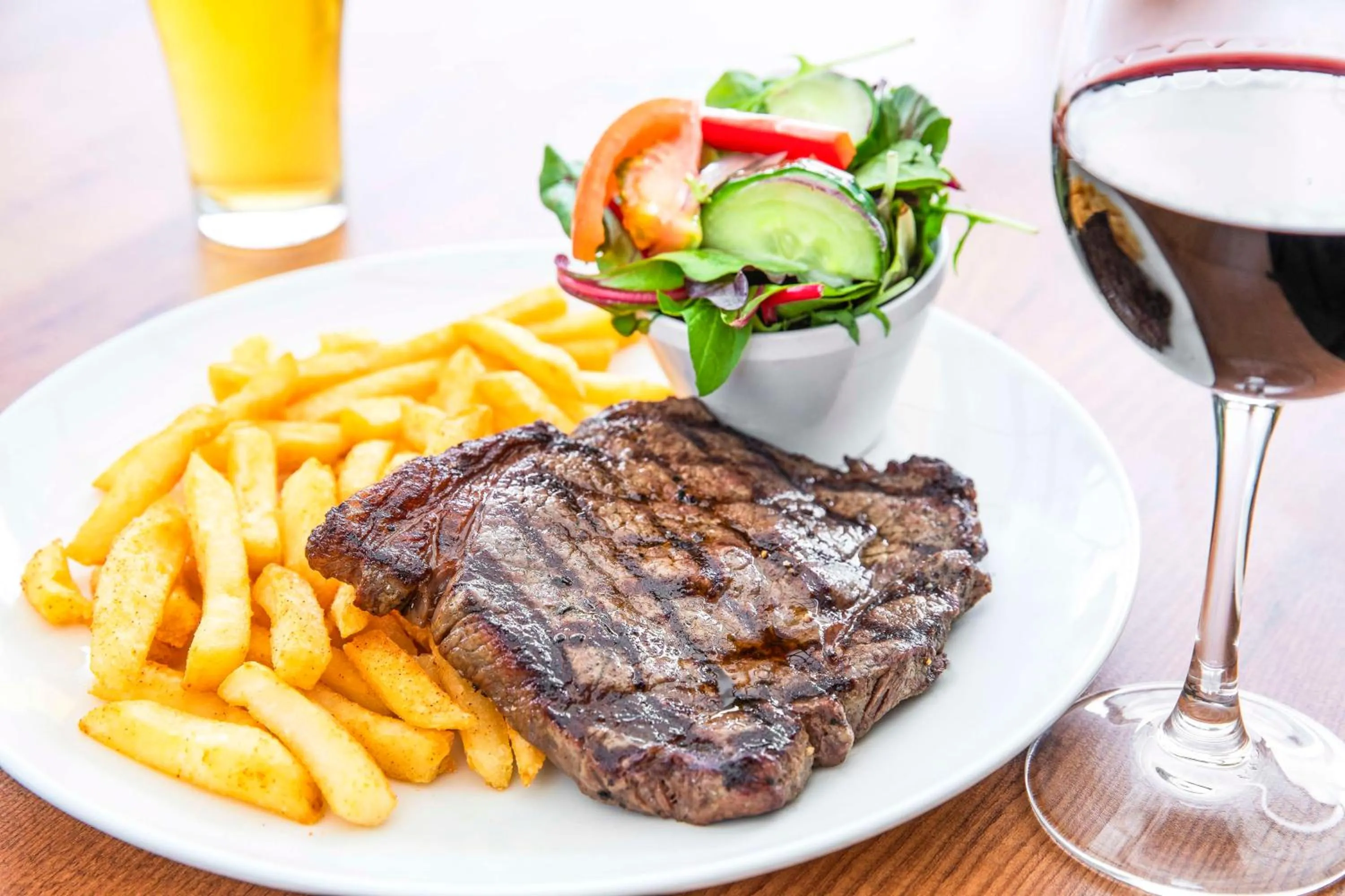 Food and drinks in Roxby Downs Motor Inn