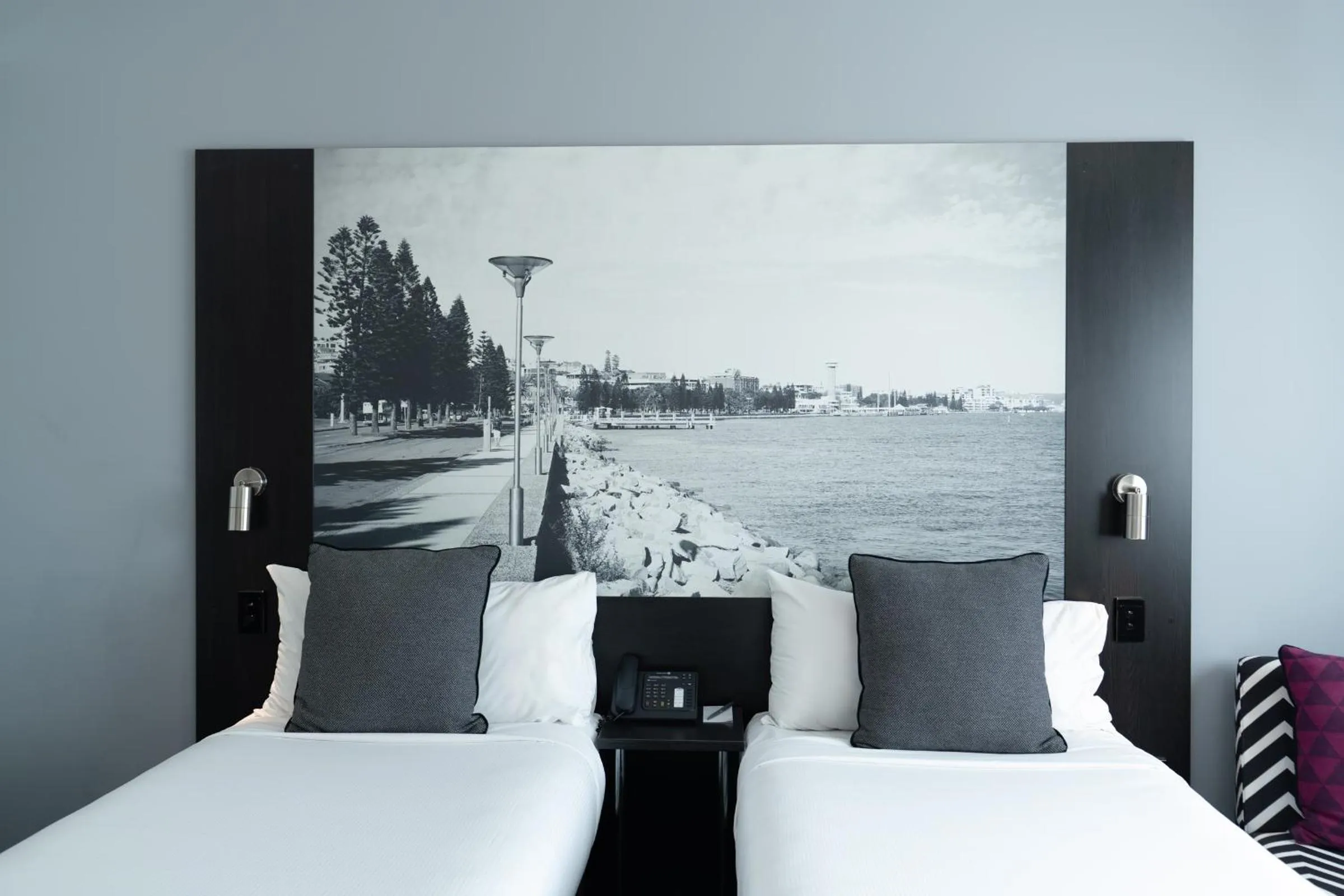 Bedroom, Bed in Mercure Newcastle Airport