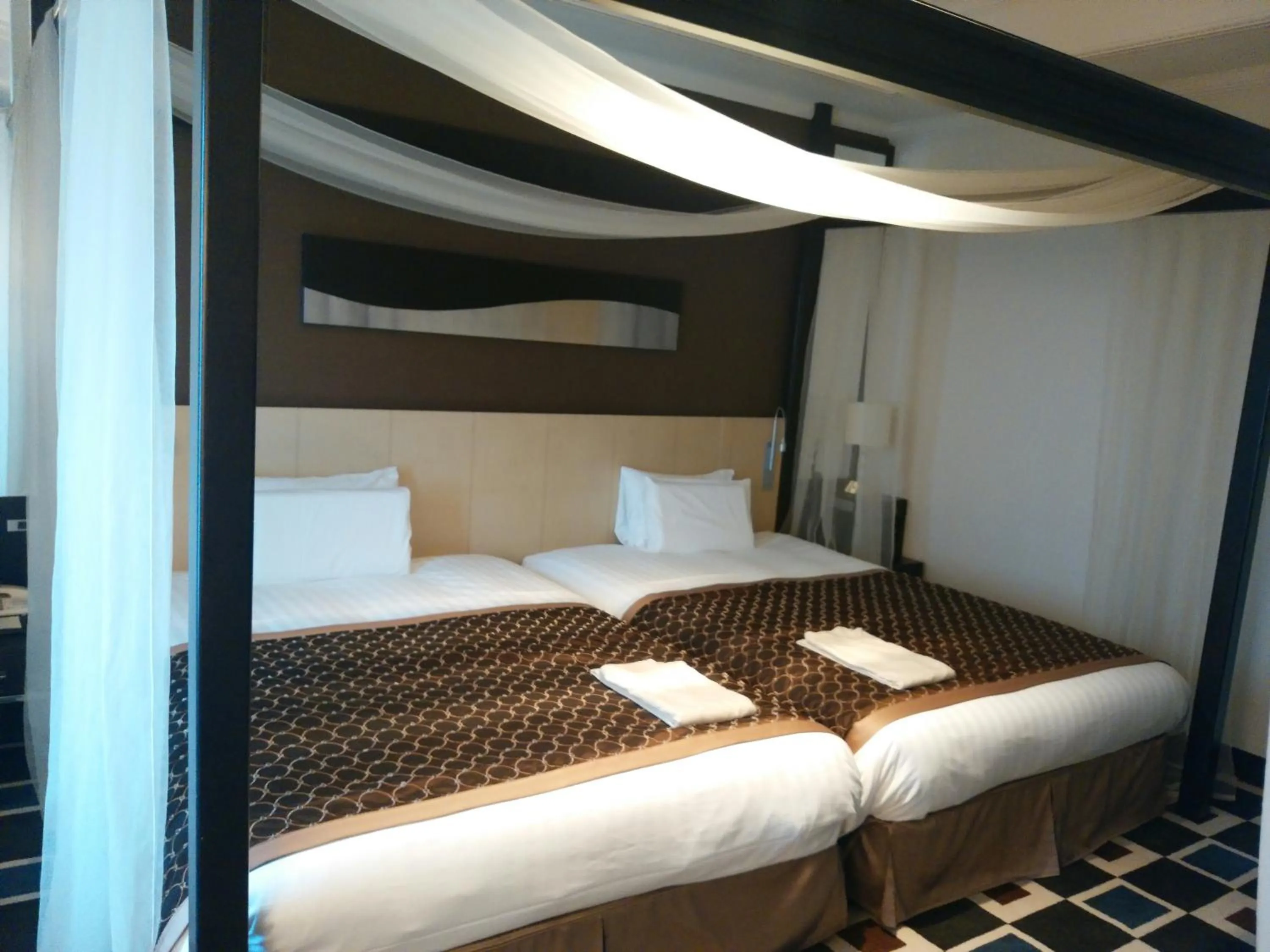 Bed in JR Hotel Clement Tokushima