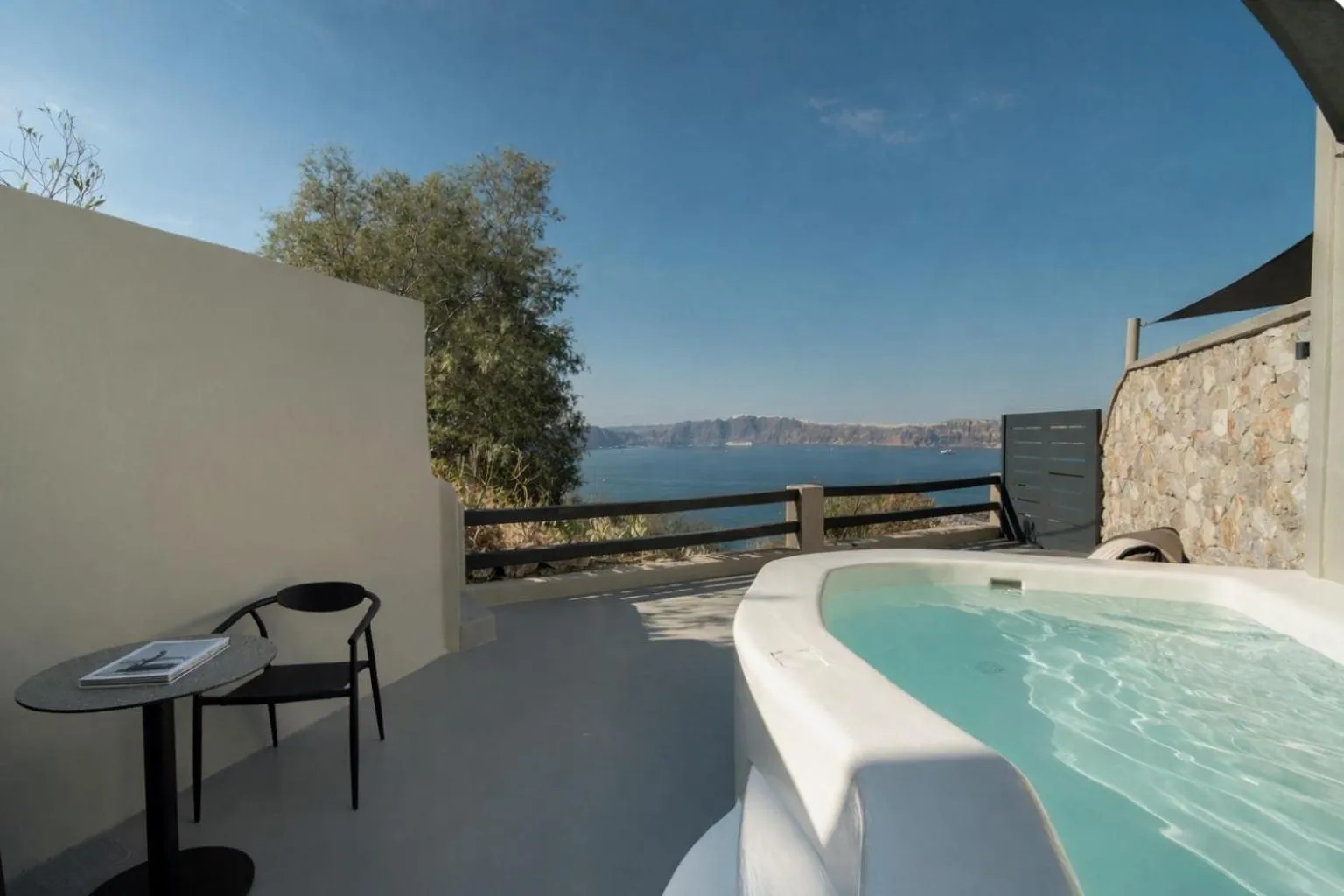 Patio in Black Diamond Suites