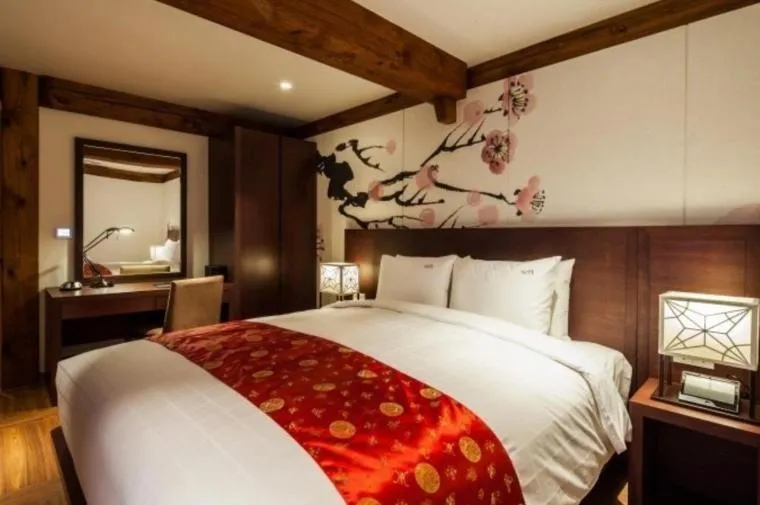 Bed in Gyeongwonjae By Walkerhill