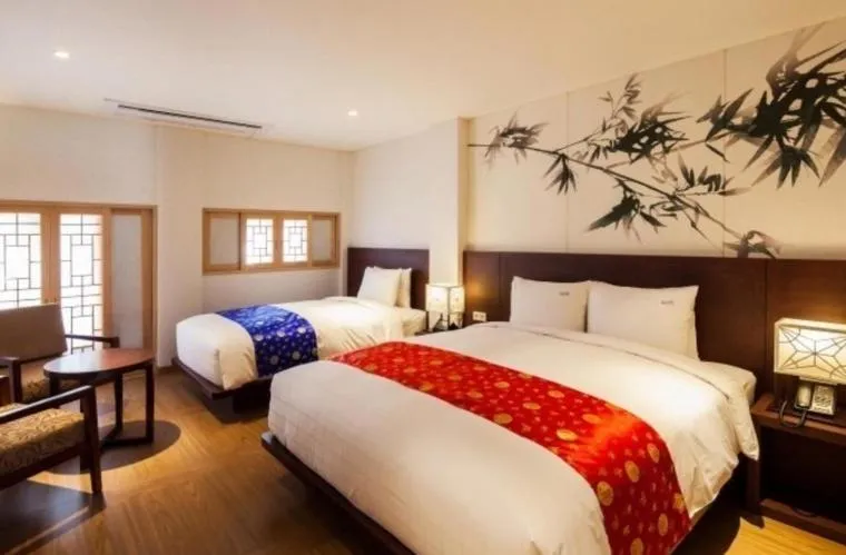 Bed in Gyeongwonjae By Walkerhill