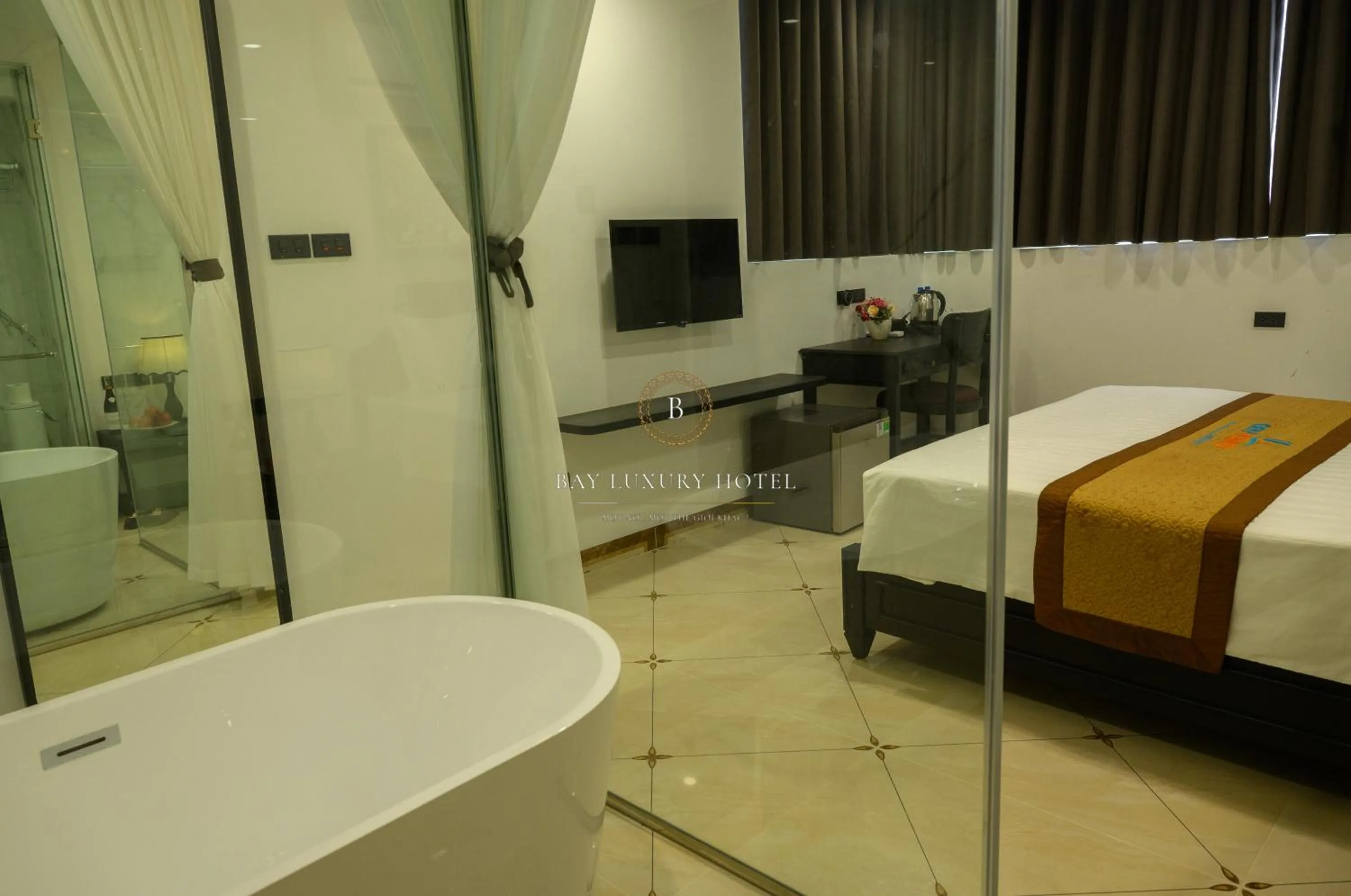 Bed in Bay Luxury Hotel & Spa - No 1 Ngo Huyen