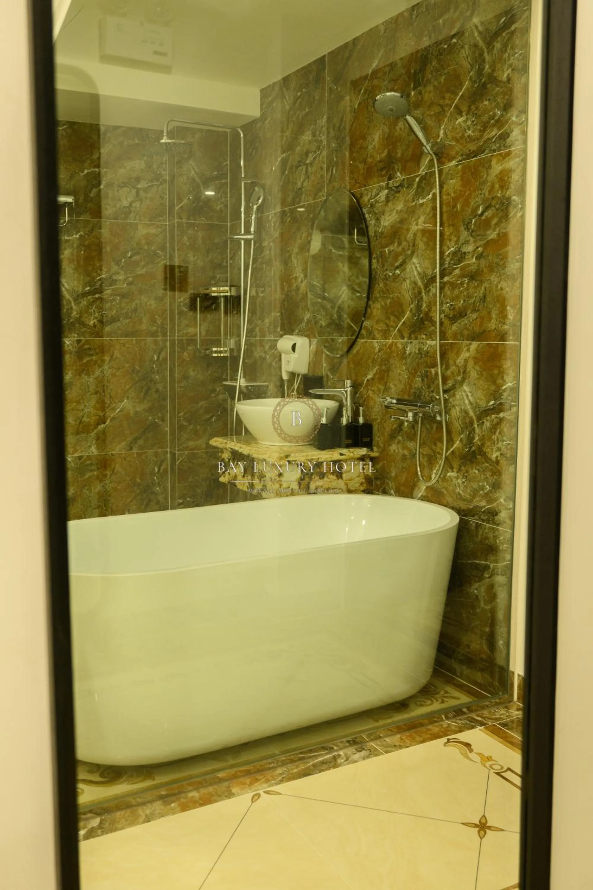 Bath in Bay Luxury Hotel & Spa - No 1 Ngo Huyen