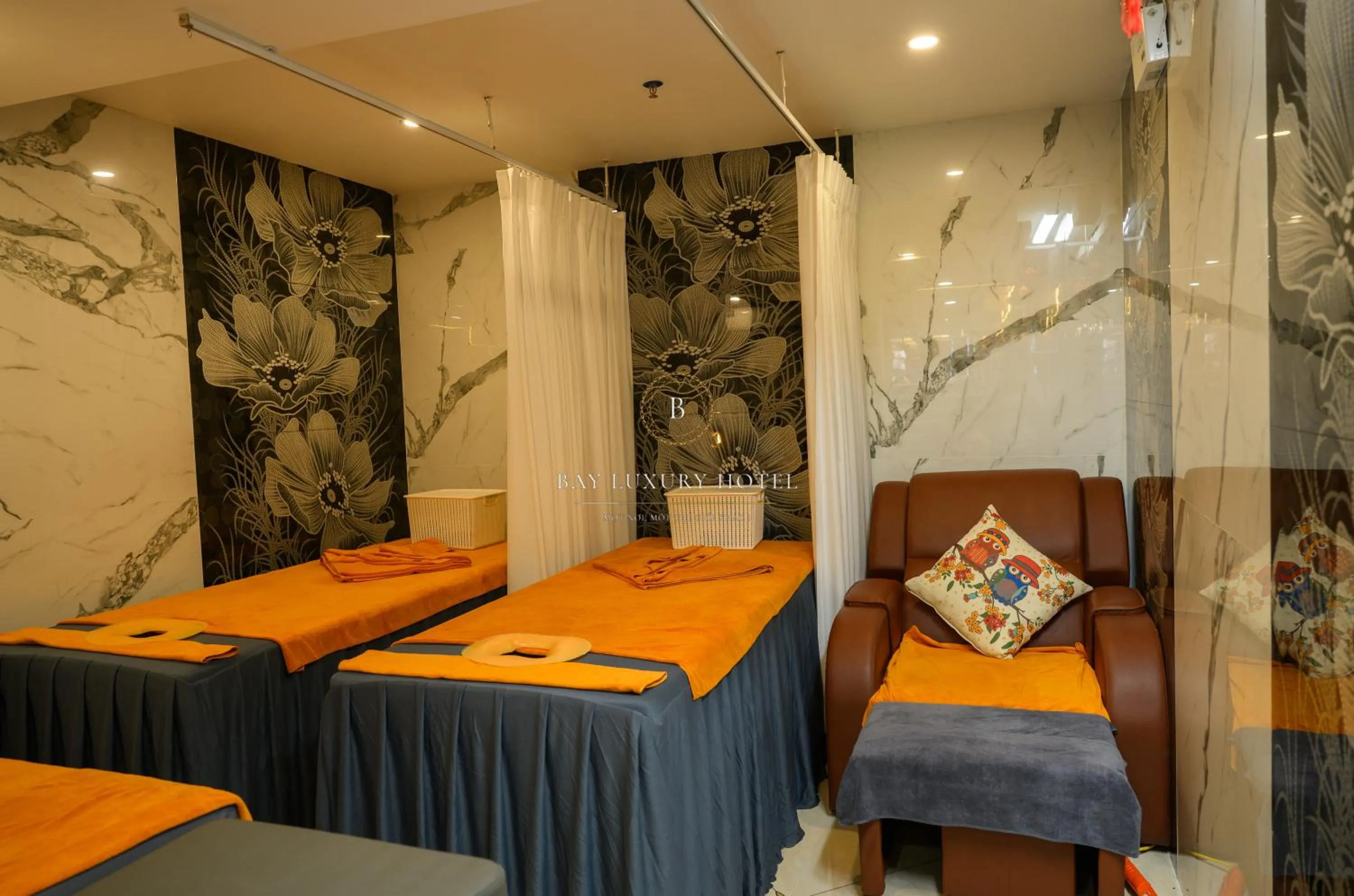 Spa and wellness centre/facilities, Bed in Bay Luxury Hotel & Spa - No 1 Ngo Huyen