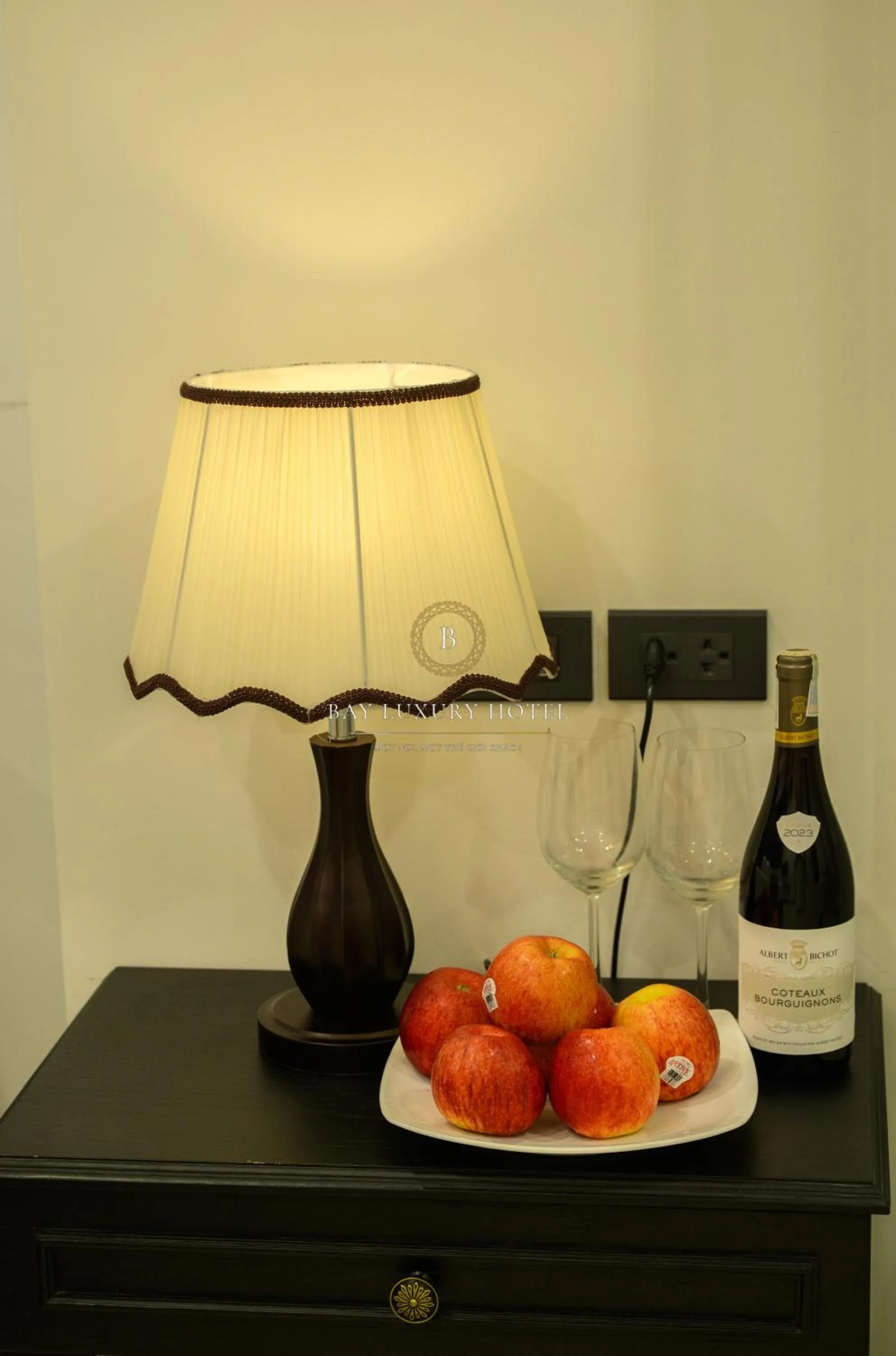 Food and drinks in Bay Luxury Hotel & Spa - No 1 Ngo Huyen